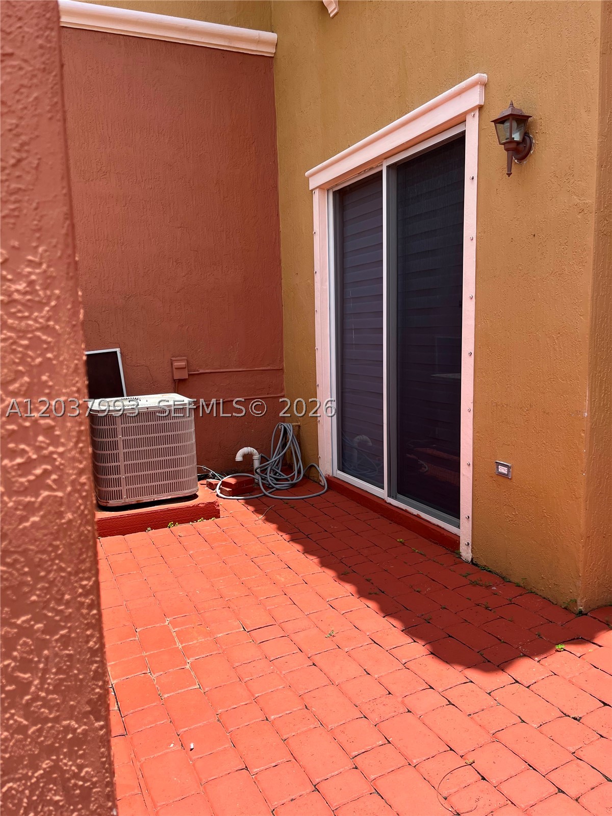 Pembroke Pines FL 33025 - A12037993