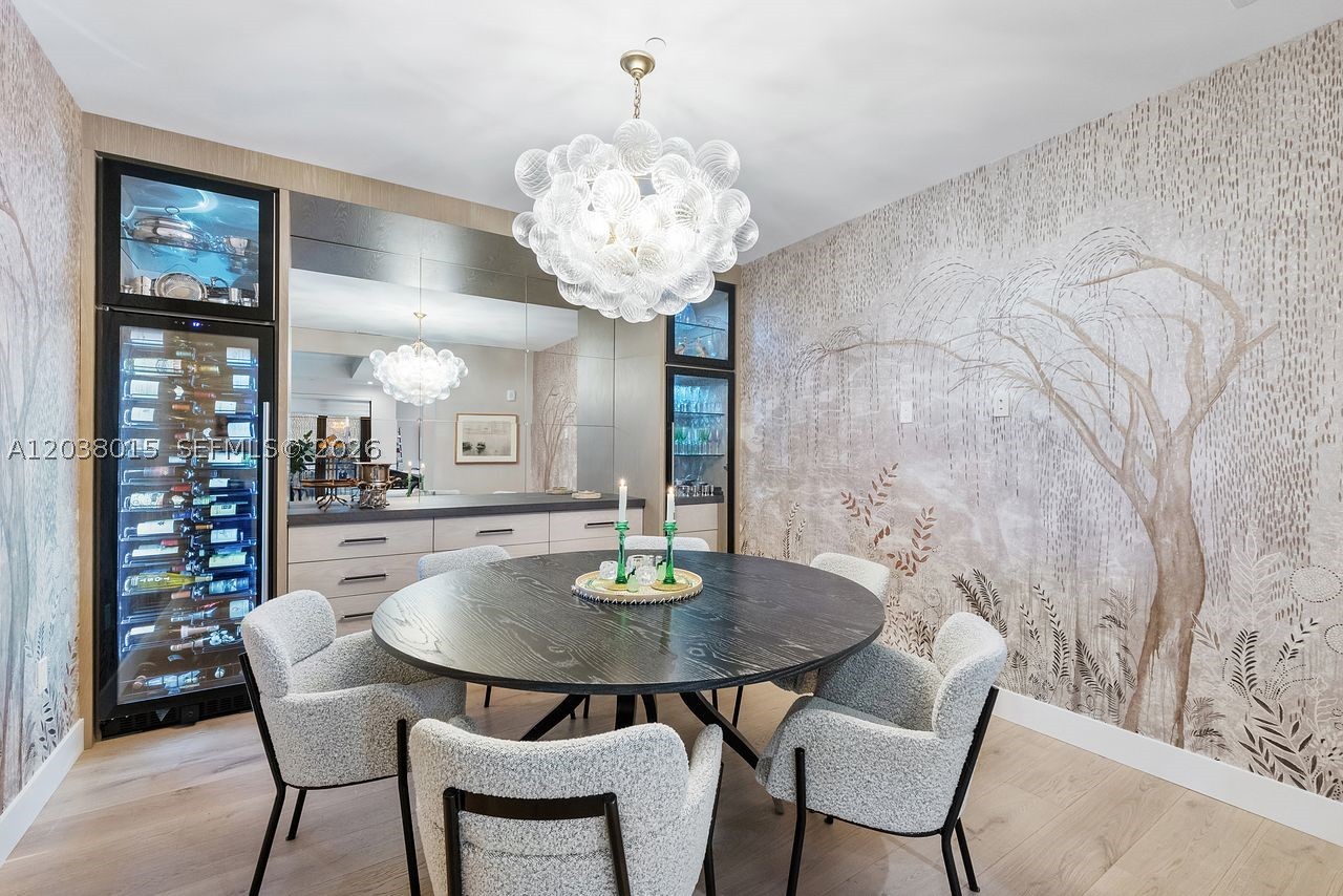 718 Valencia Ave #403, Coral Gables FL 33134