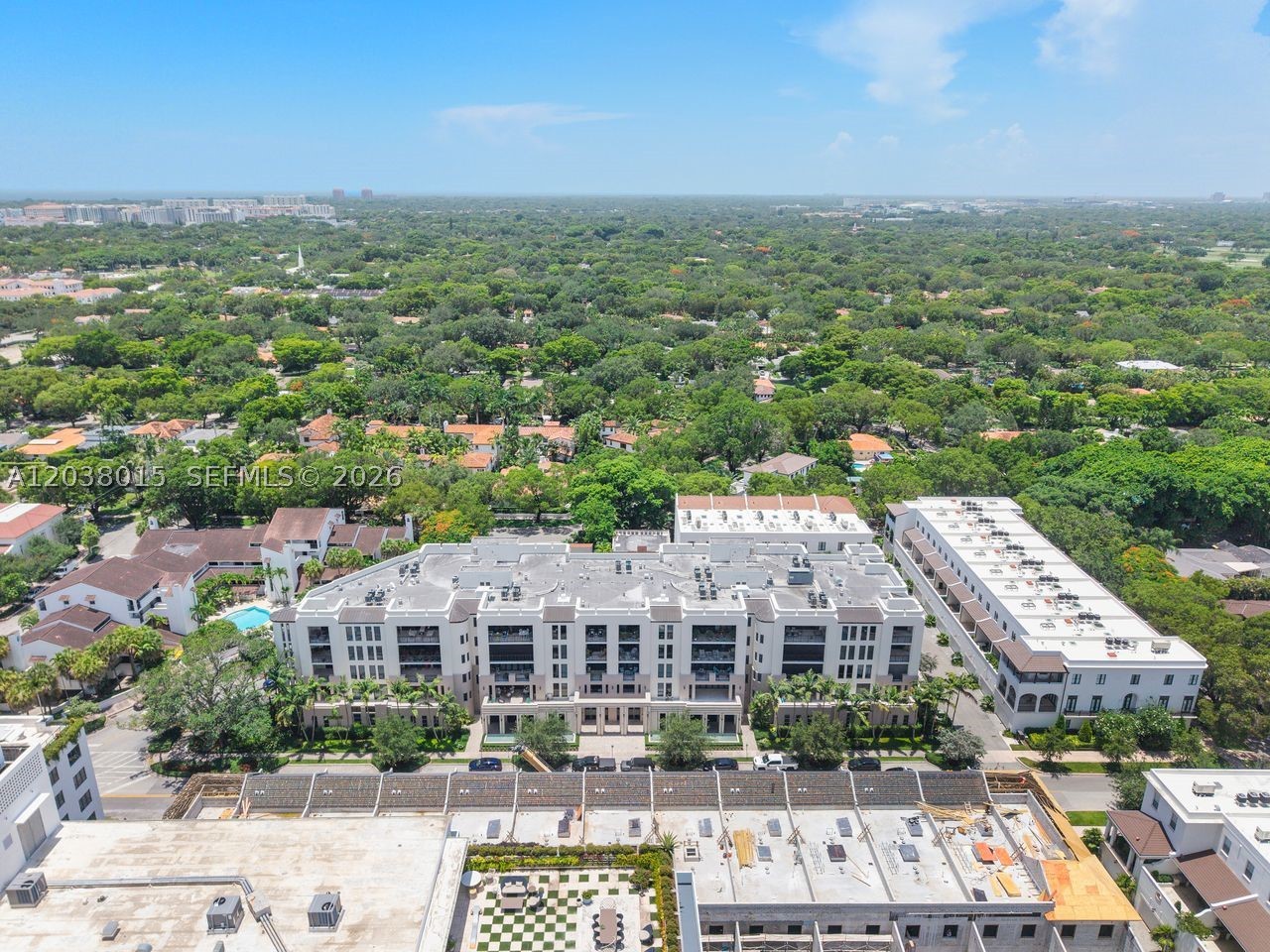 718 Valencia Ave #403, Coral Gables FL 33134