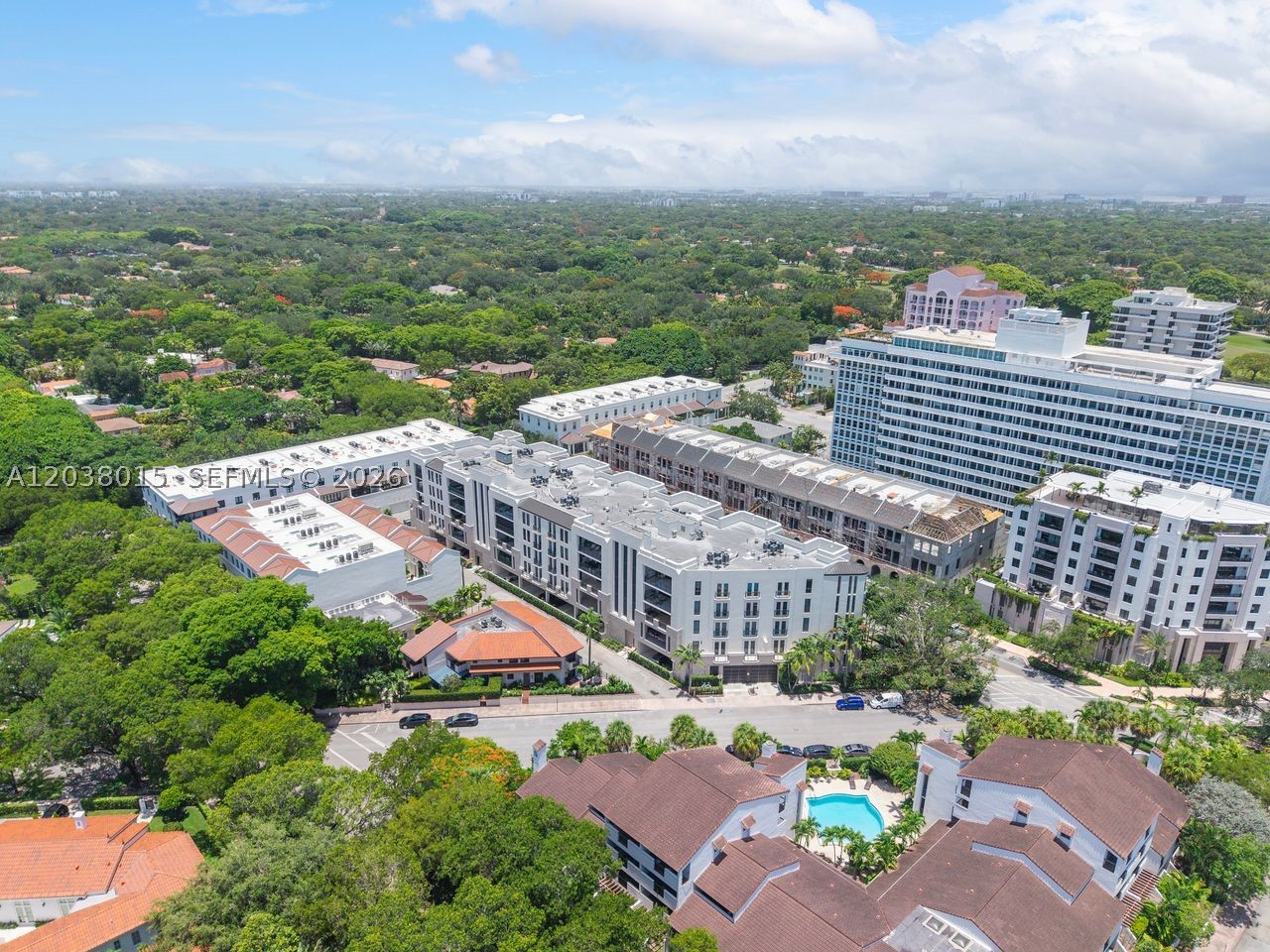 718 Valencia Ave #403, Coral Gables FL 33134