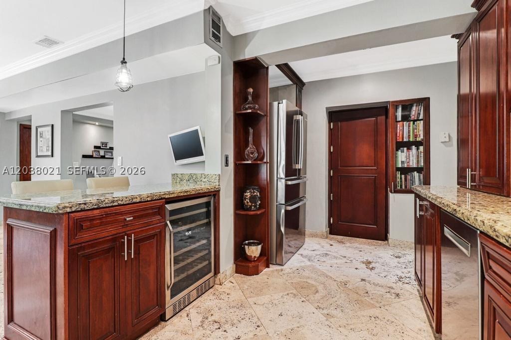111 SW 29th Rd #111, Miami FL 33129