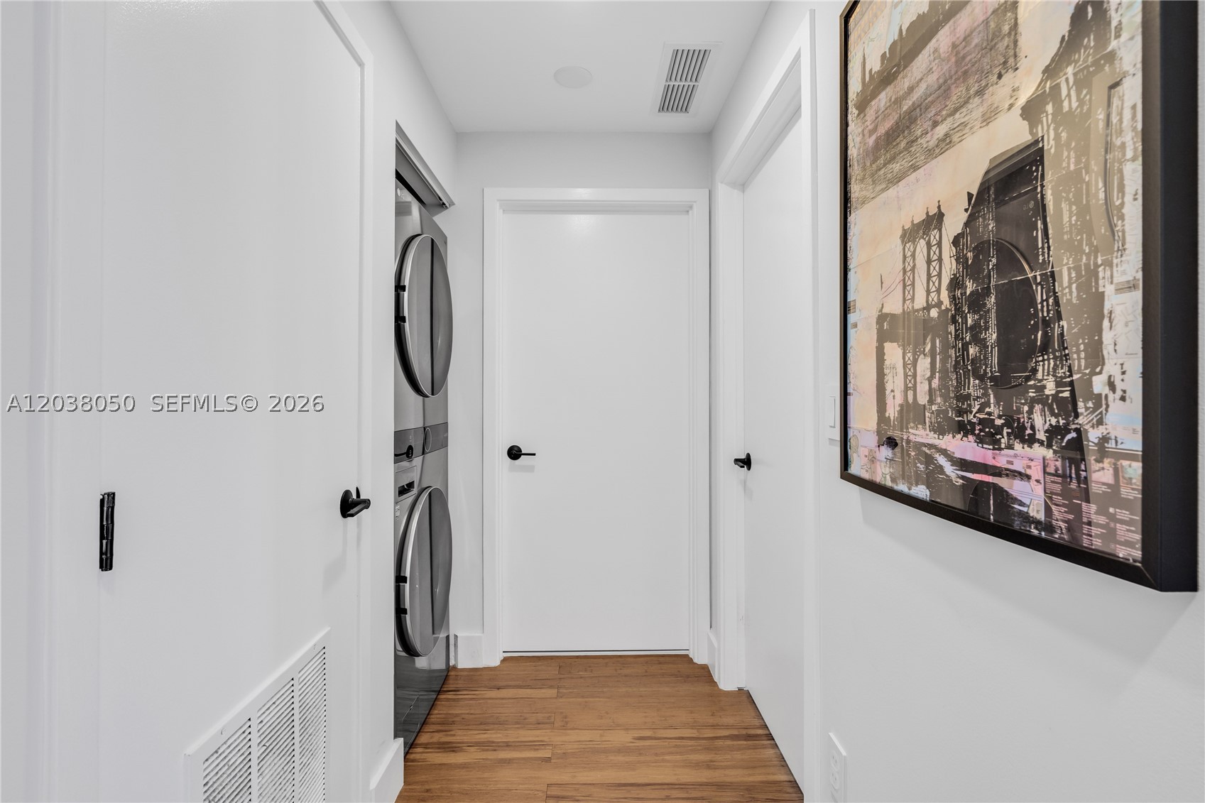 888 Biscayne Boulevard #812, Miami FL 33132