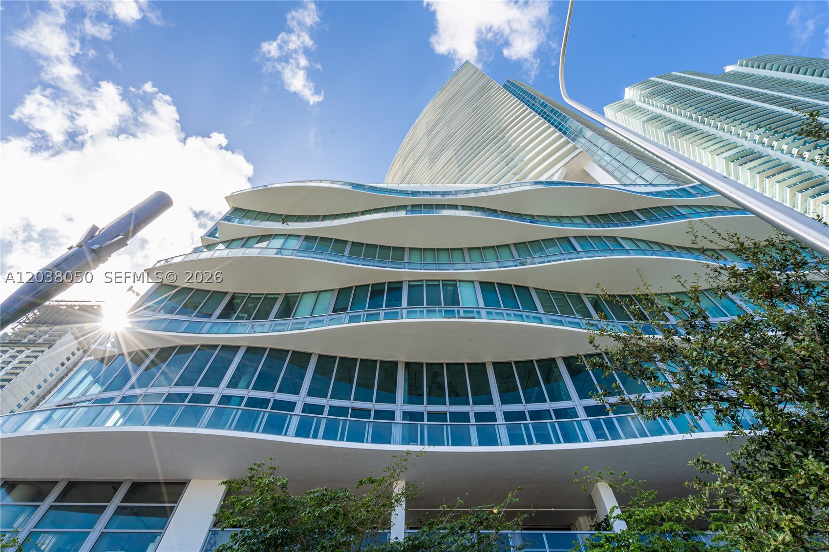 888 Biscayne Boulevard #812, Miami FL 33132