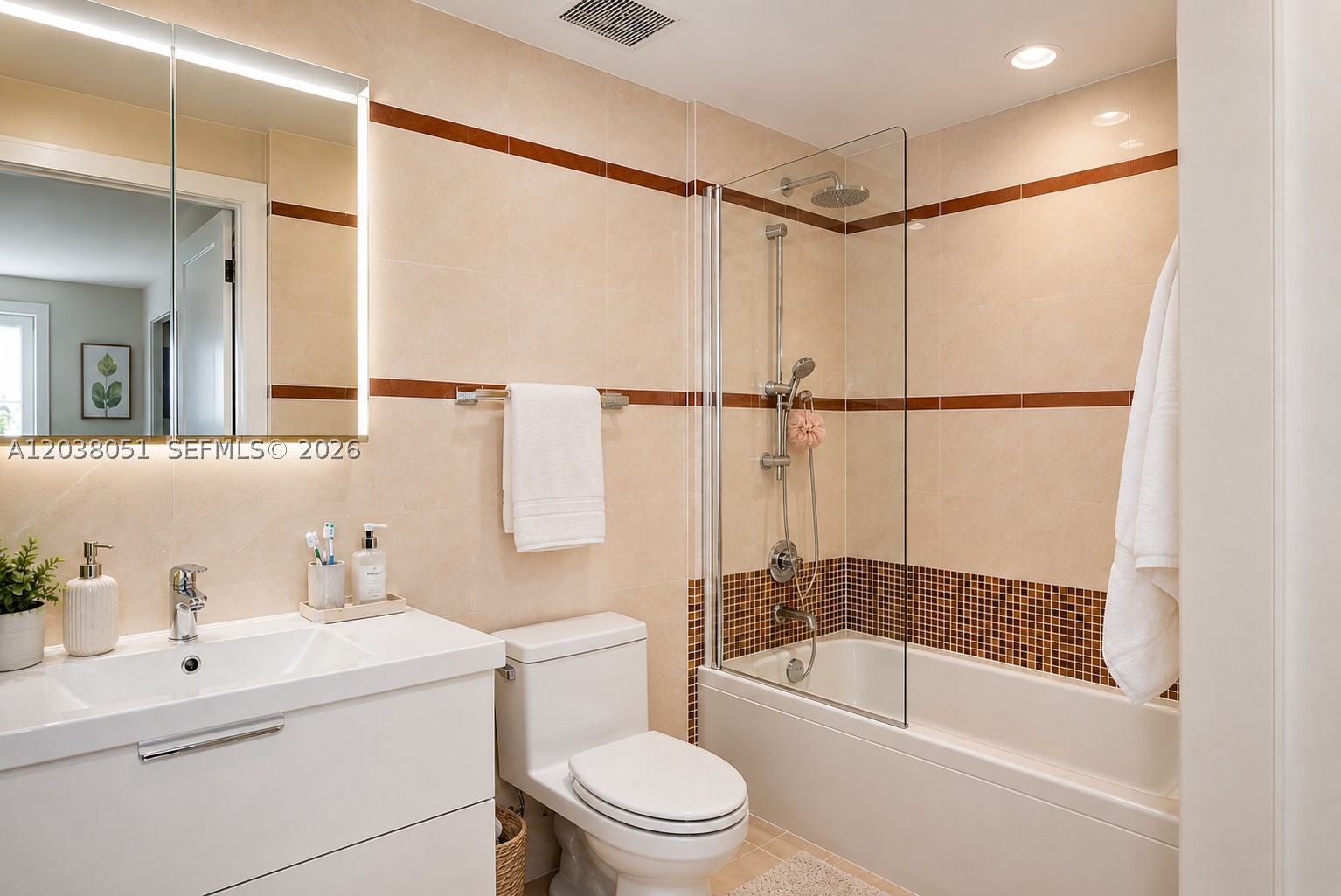 110 Washington Ave #1512, Miami Beach FL 33139