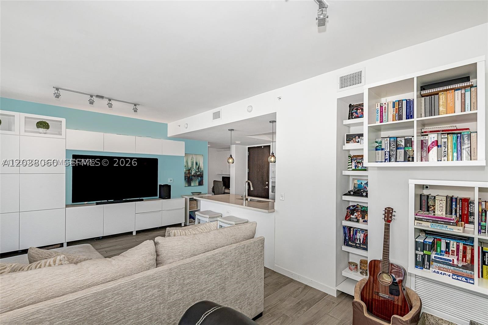999 SW 1st Ave #3215, Miami FL 33130