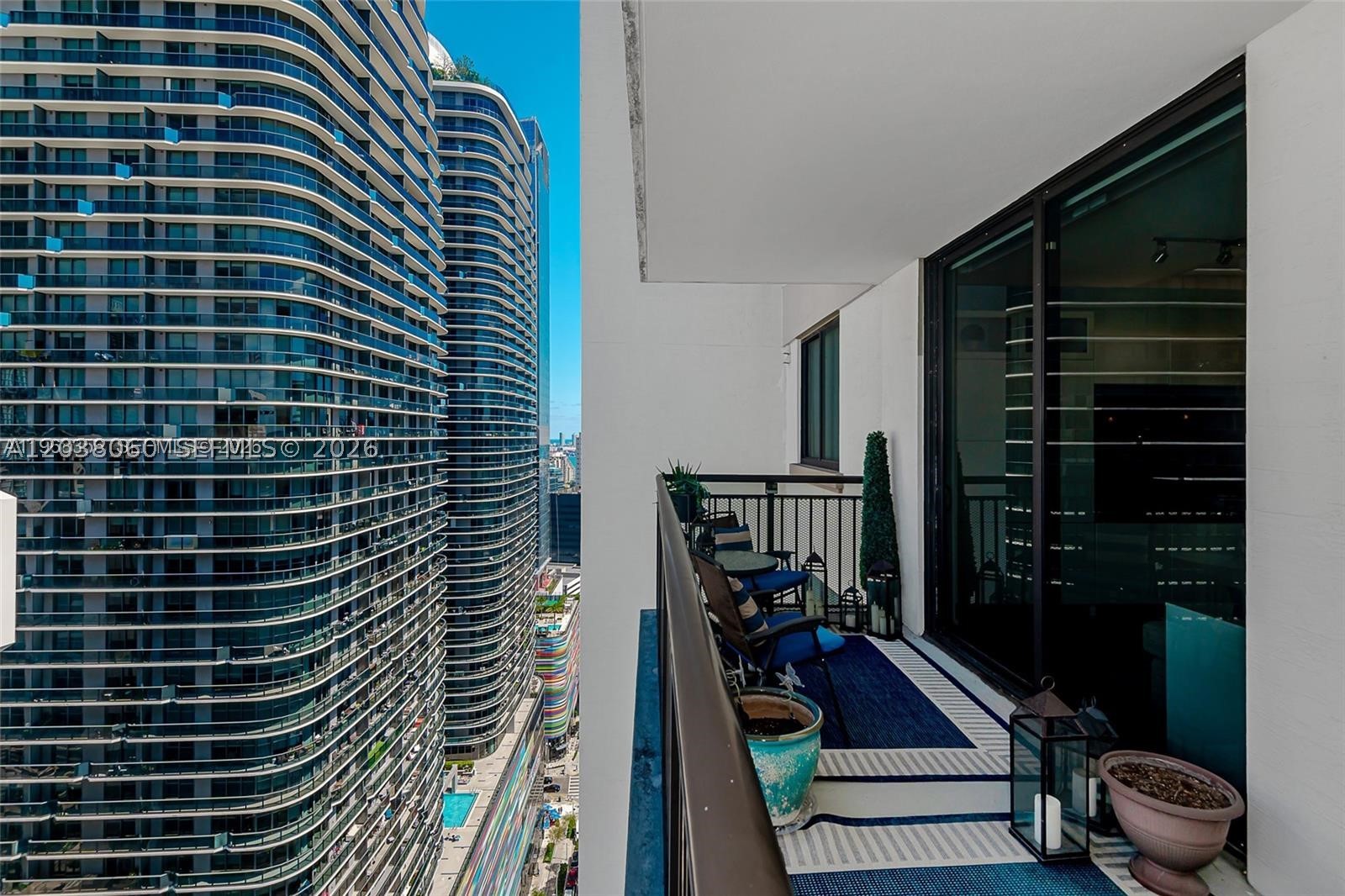999 SW 1st Ave #3215, Miami FL 33130