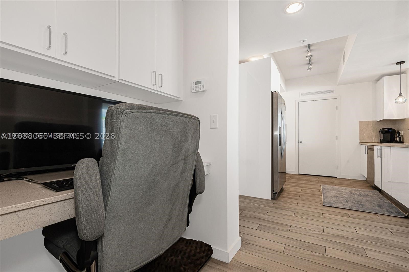 999 SW 1st Ave #3215, Miami FL 33130