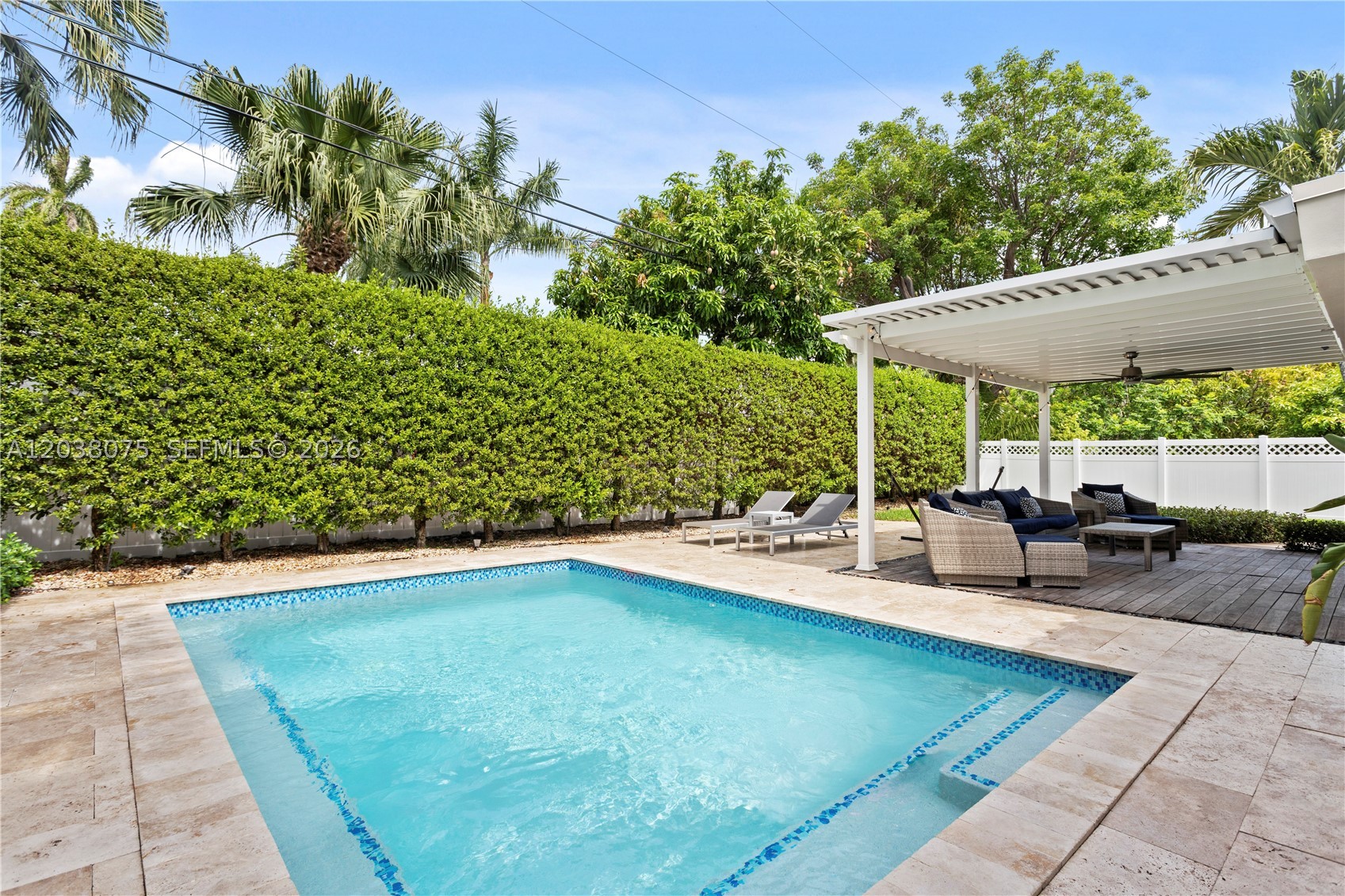 7611 Miami View Dr, North Bay Village FL 33141