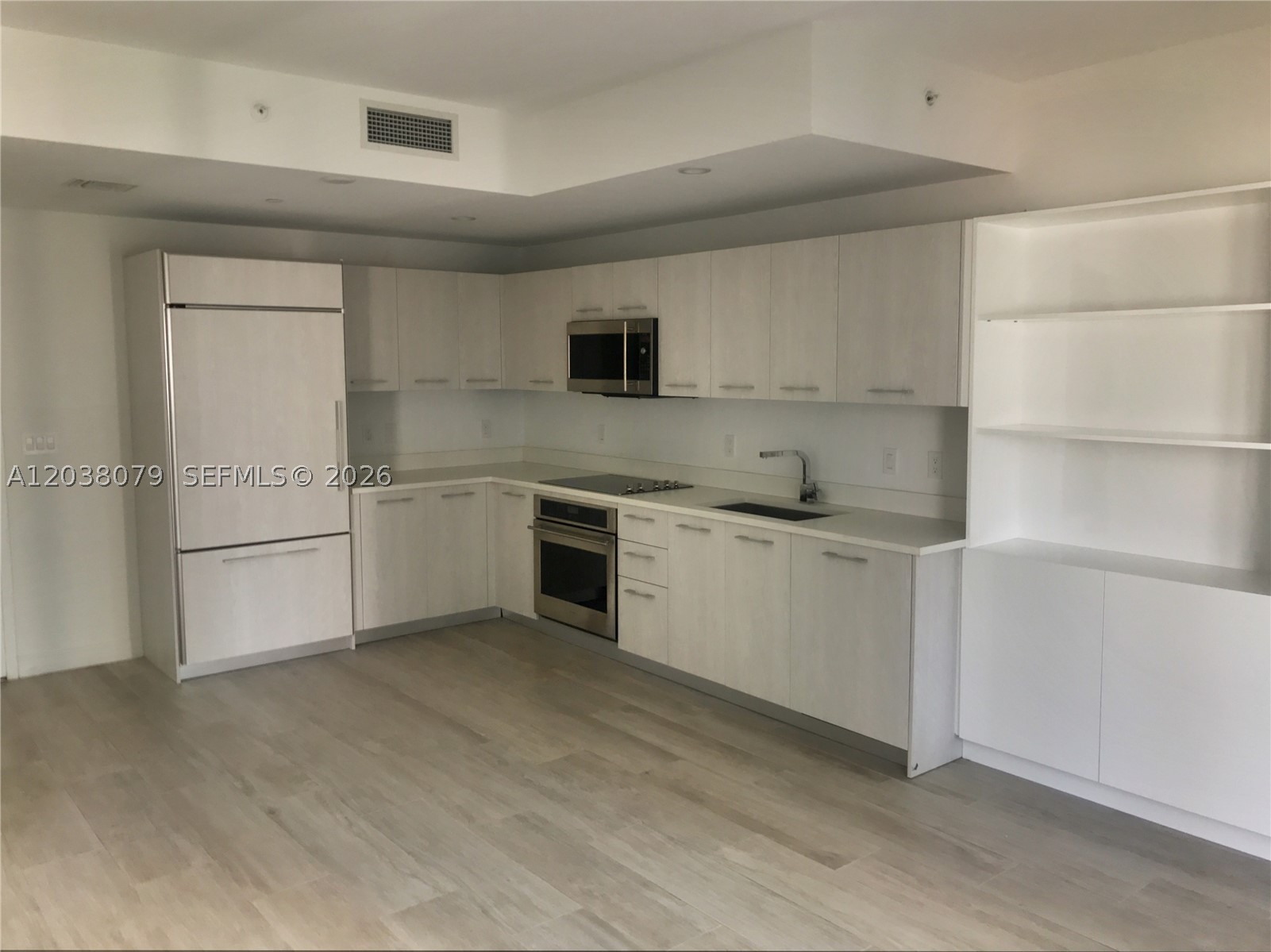 55 SW 9th St #1607, Miami FL 33130