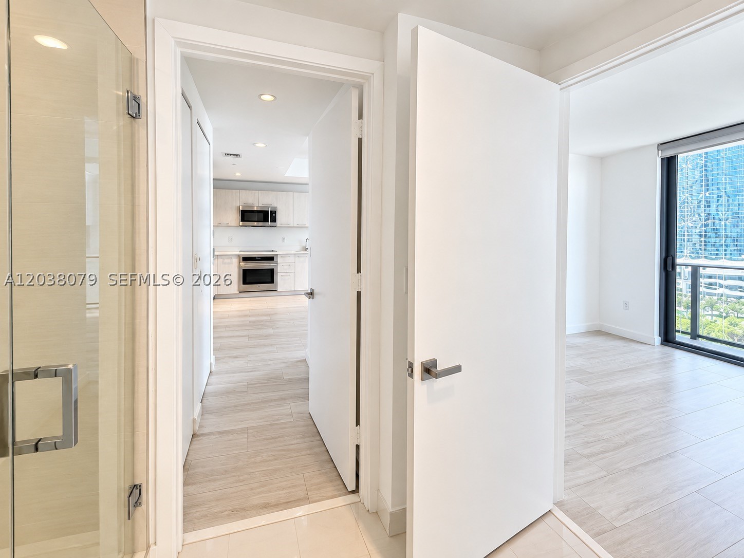 55 SW 9th St #1607, Miami FL 33130