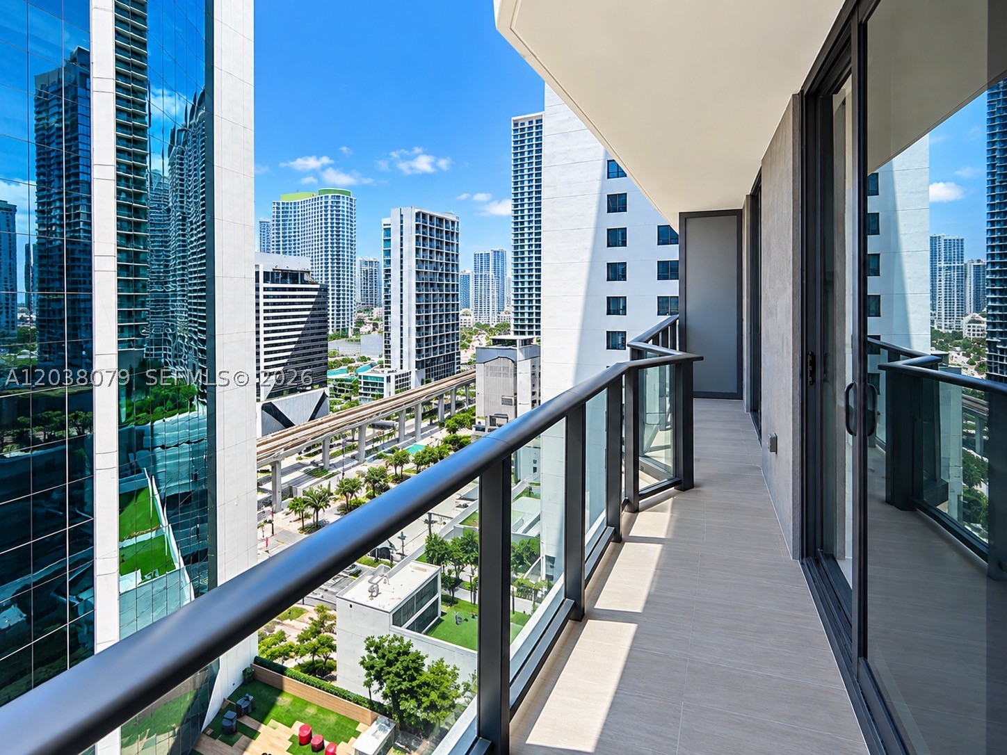 55 SW 9th St #1607, Miami FL 33130