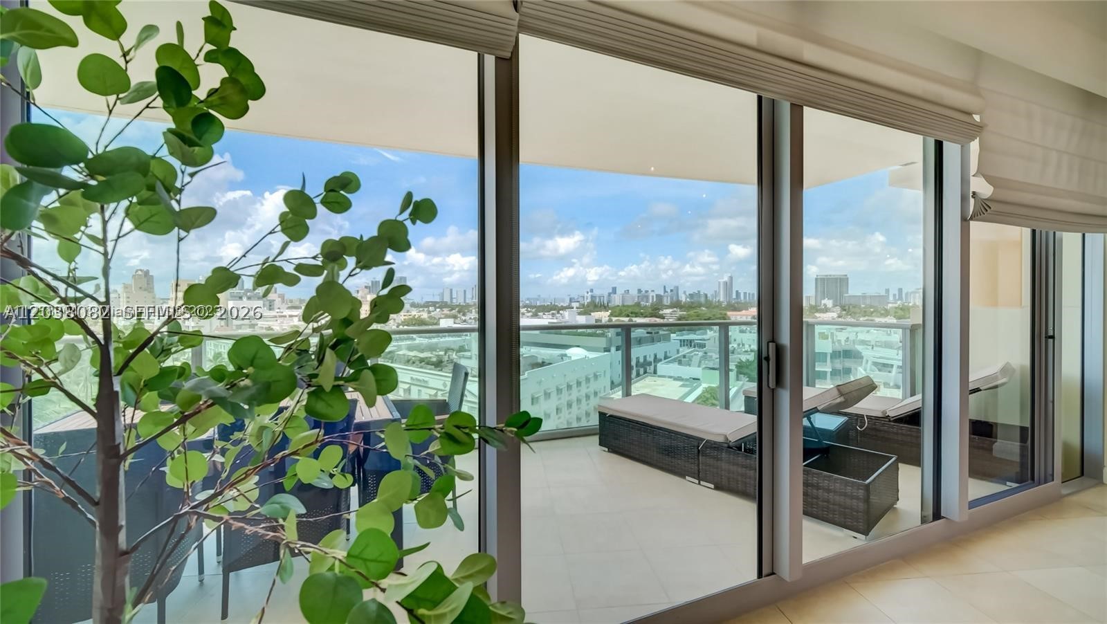 1455 Ocean Dr #902, Miami Beach FL 33139