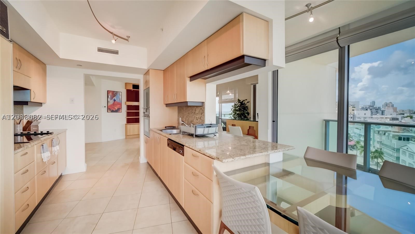 1455 Ocean Dr #902, Miami Beach FL 33139
