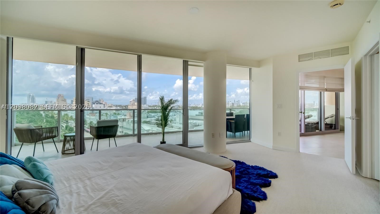 1455 Ocean Dr #902, Miami Beach FL 33139