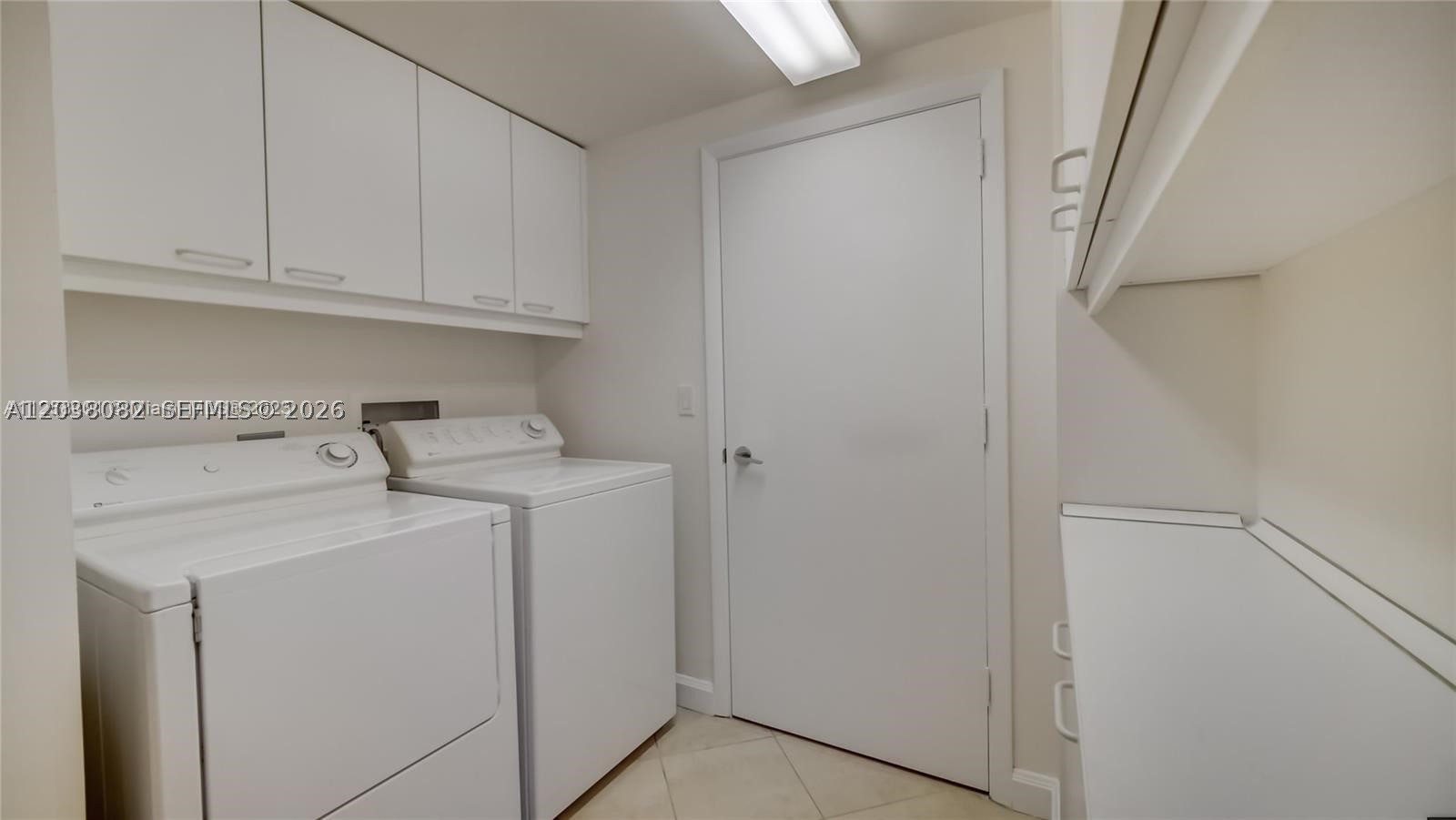 1455 Ocean Dr #902, Miami Beach FL 33139