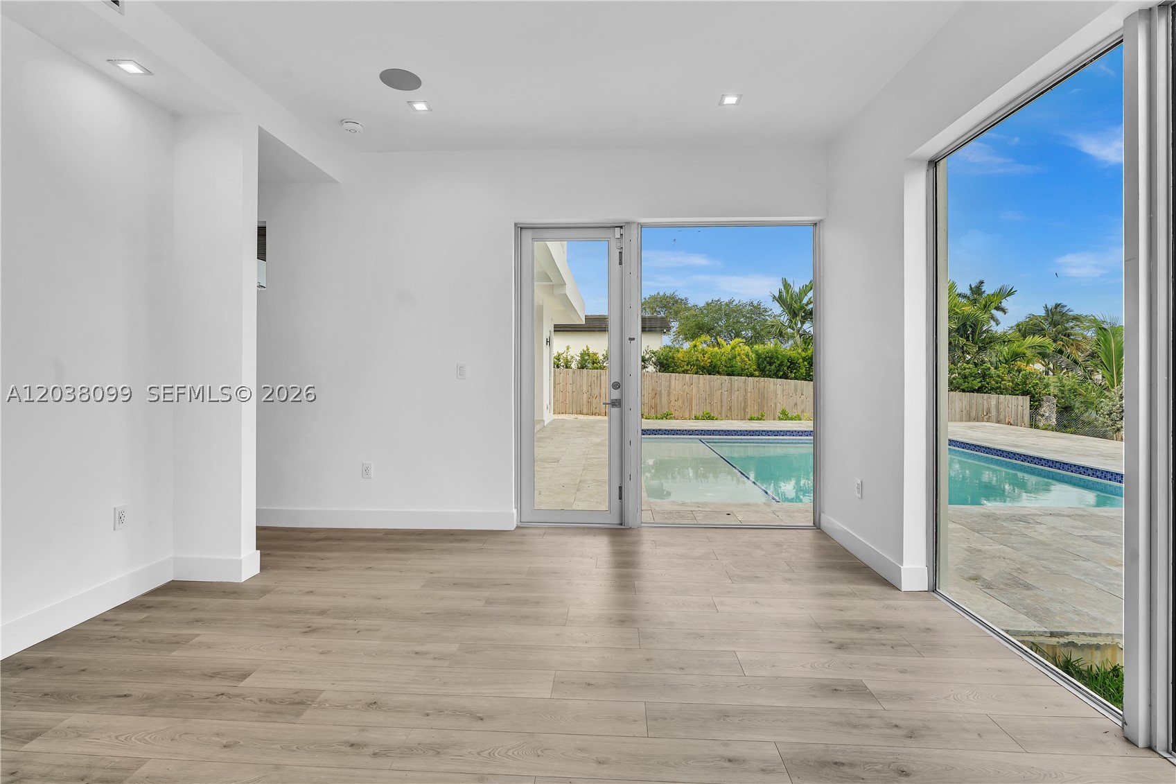 10755 SW 52nd Ter, Miami FL 33165