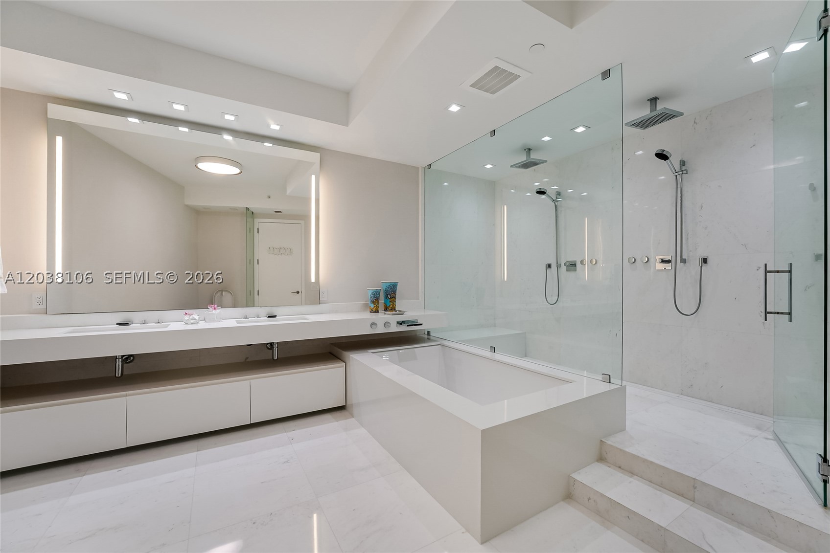18555 Collins Ave #3301, Sunny Isles Beach FL 33160