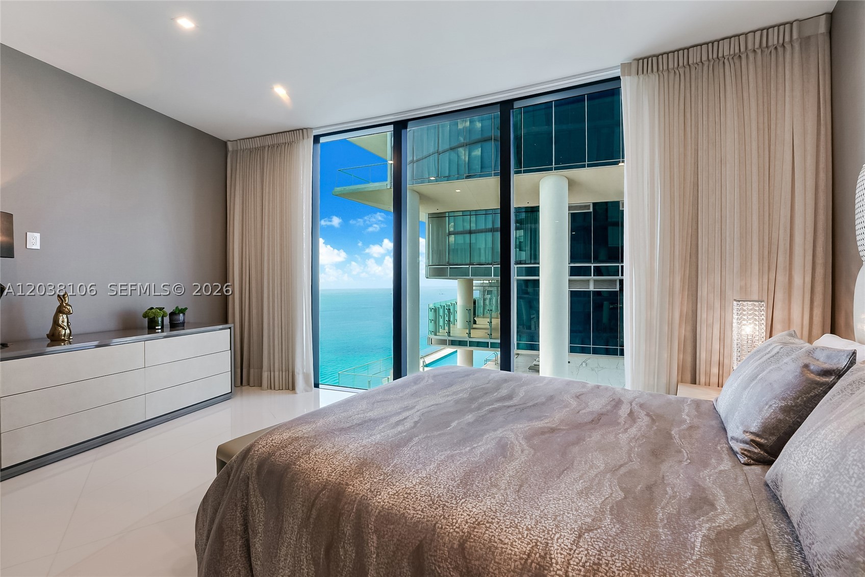 18555 Collins Ave #3301, Sunny Isles Beach FL 33160