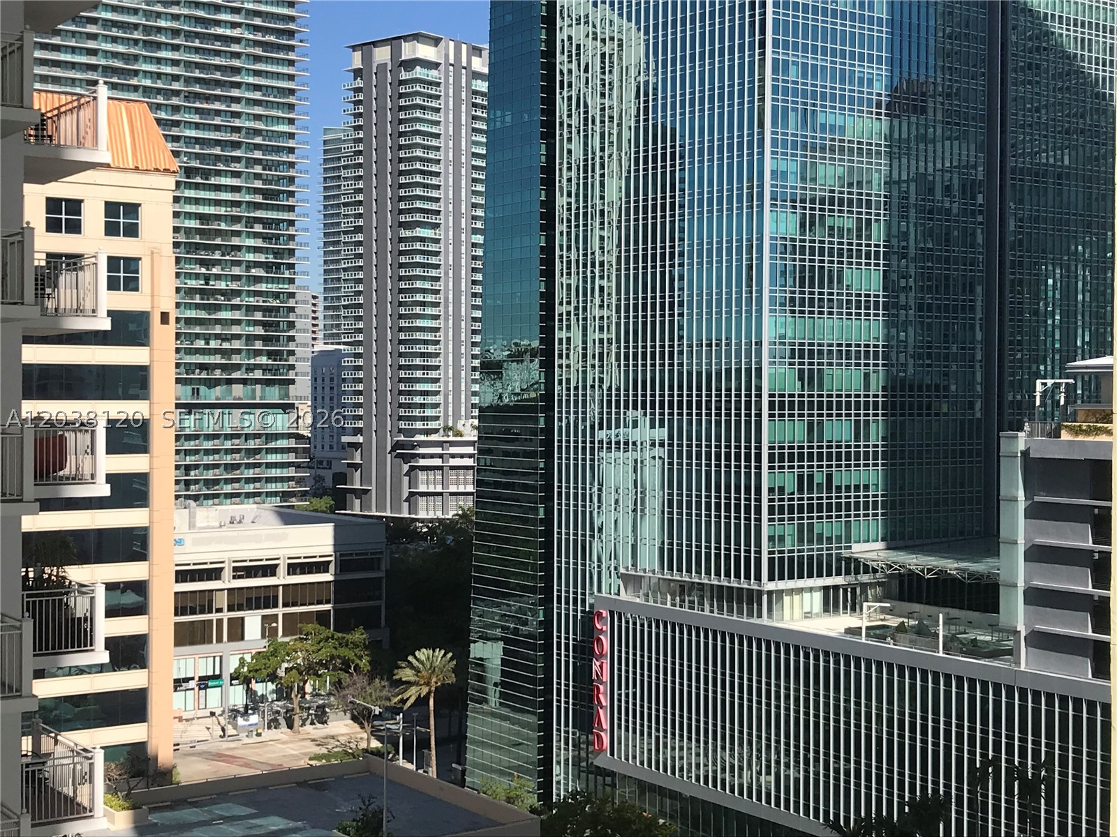 185 SE 14th Ter #1401, Miami FL 33131