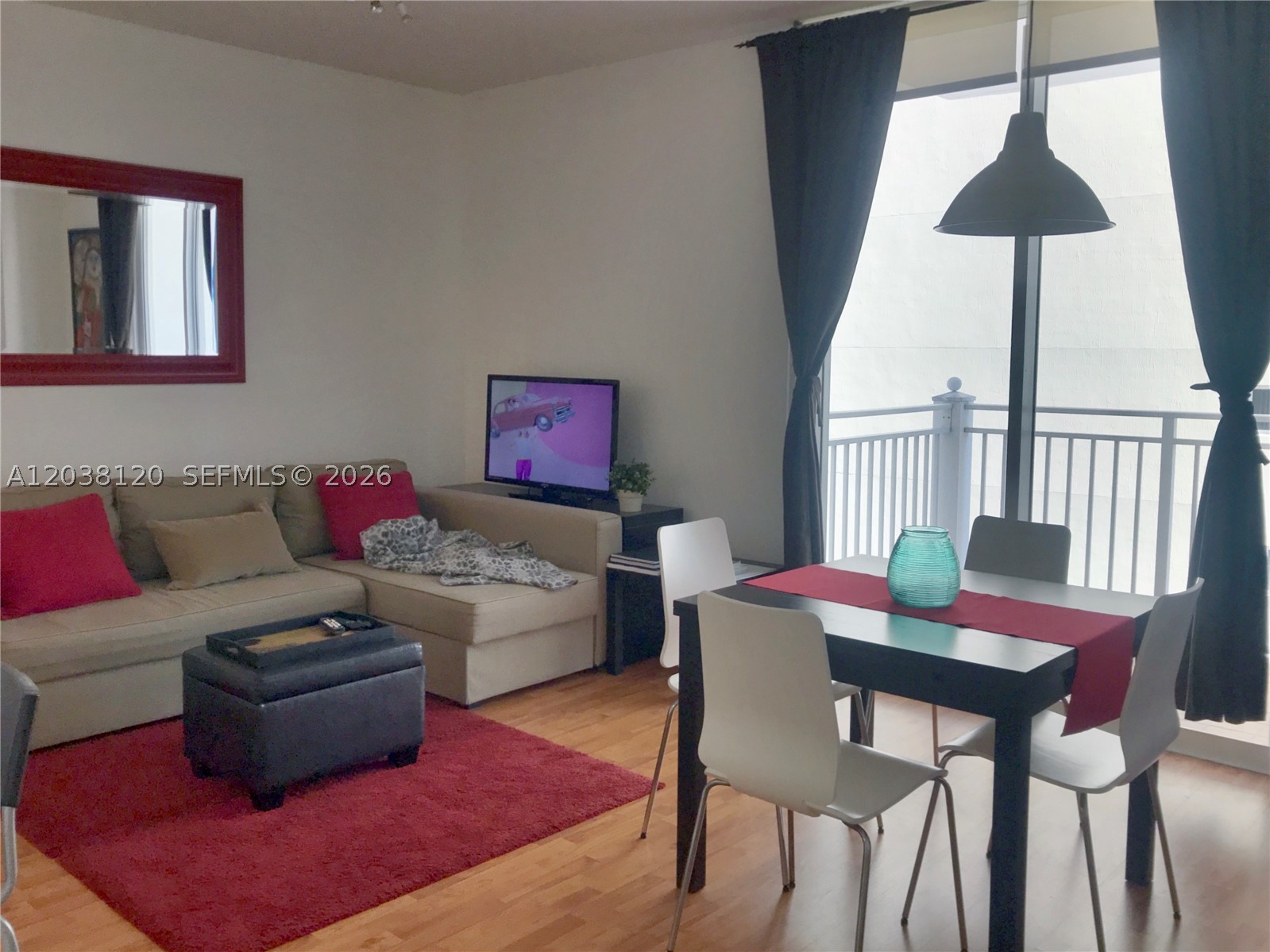 185 SE 14th Ter #1401, Miami FL 33131
