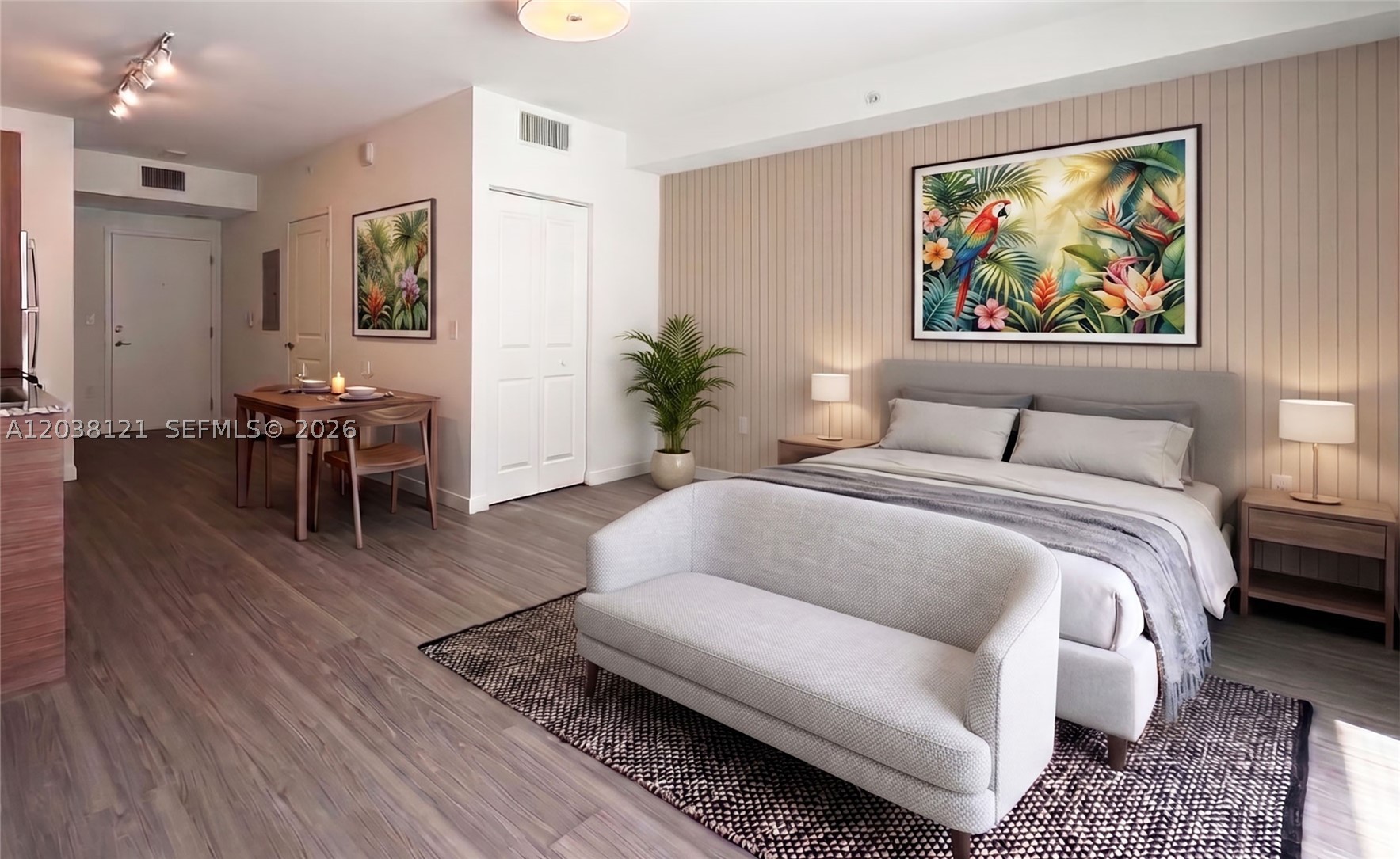 315 NW 27th Ave #424, Miami FL 33125