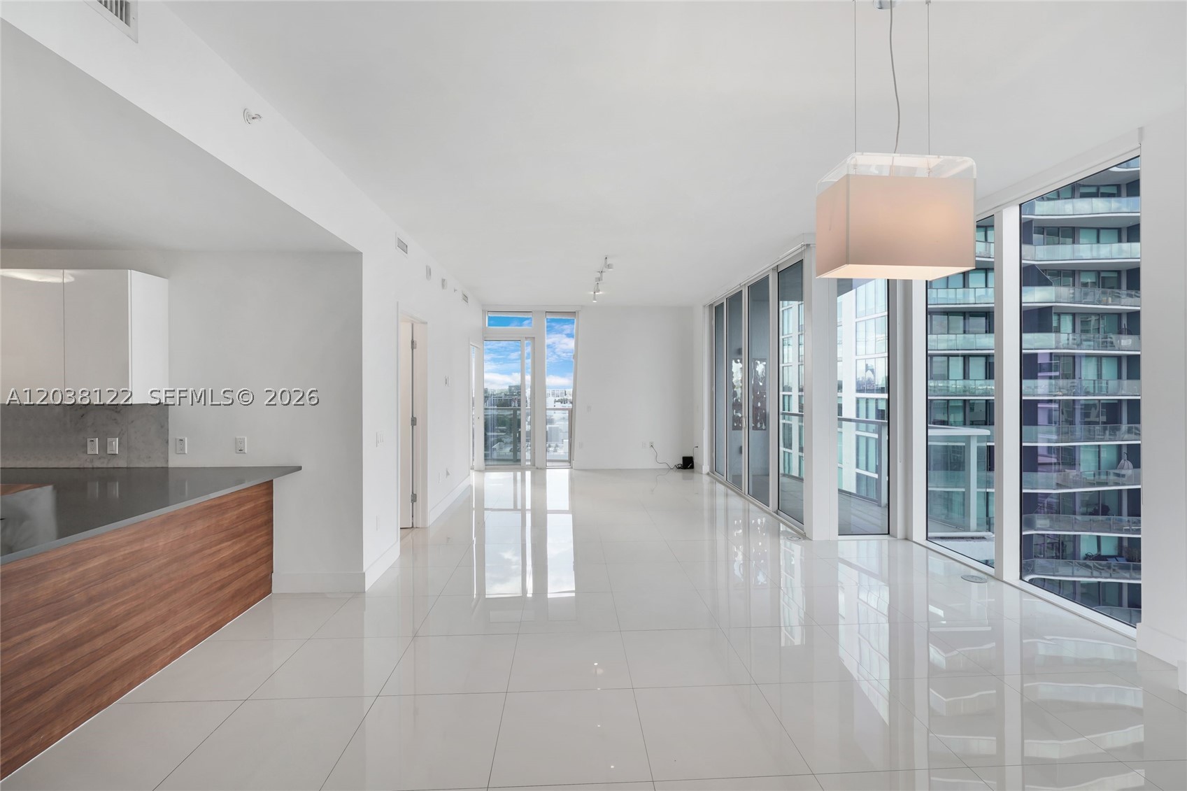 601 NE 27th St #1501, Miami FL 33137