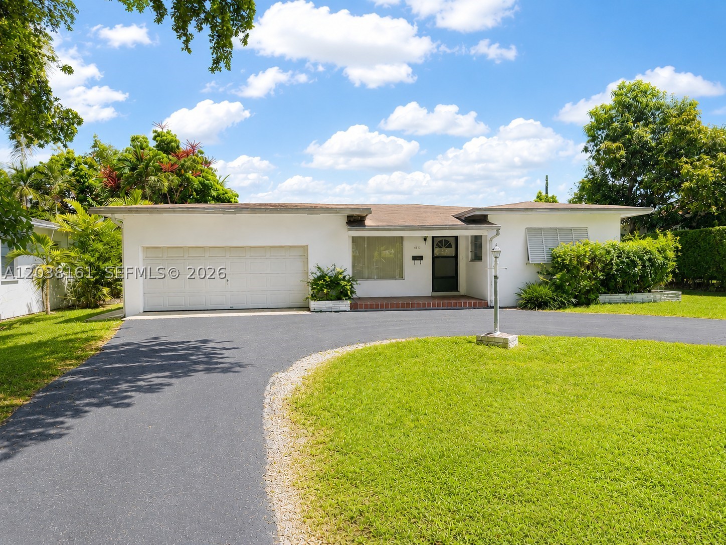 6121 SW 26th St, Miami FL 33155