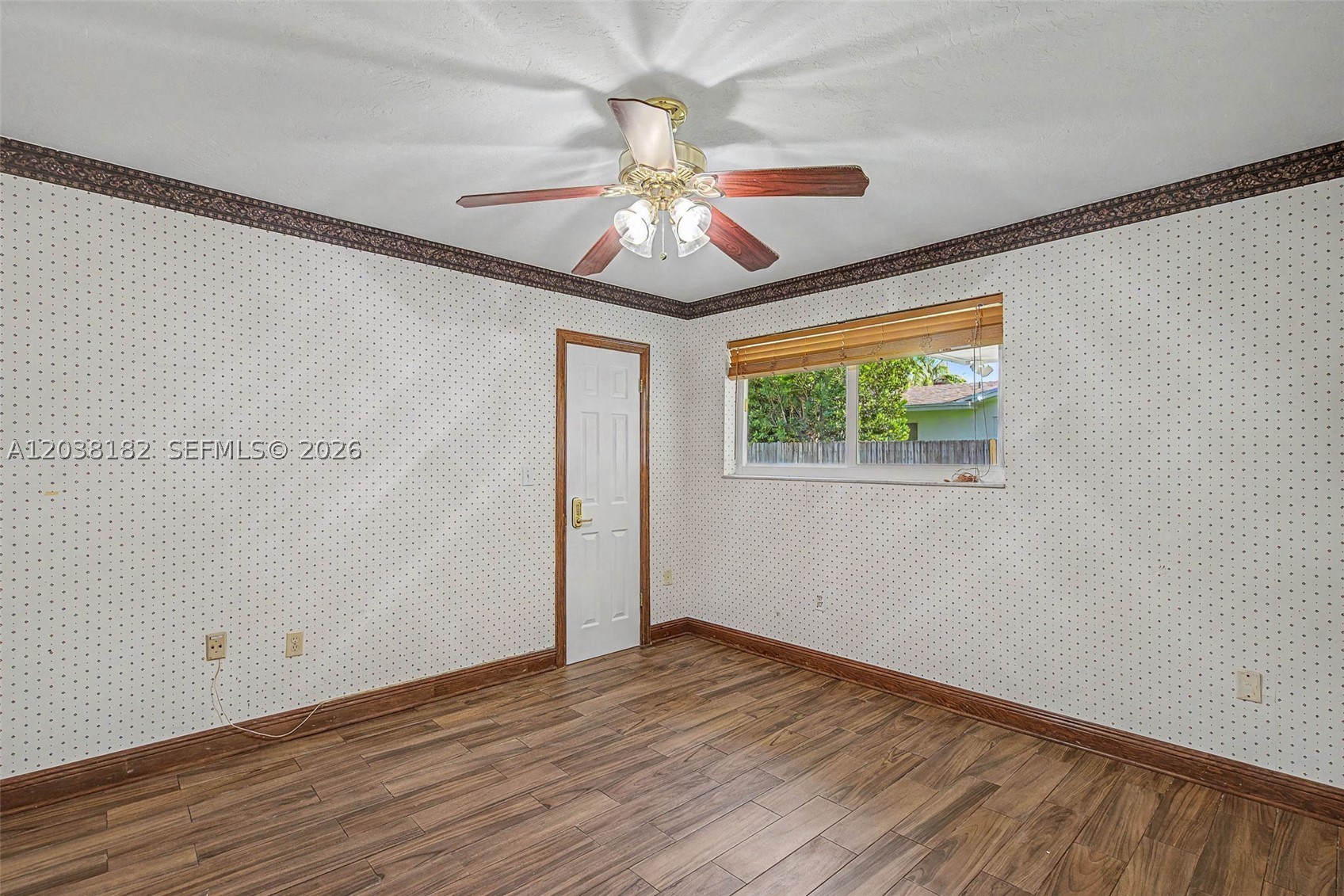 16842 SW SW 79 Place, Palmetto Bay FL 33157