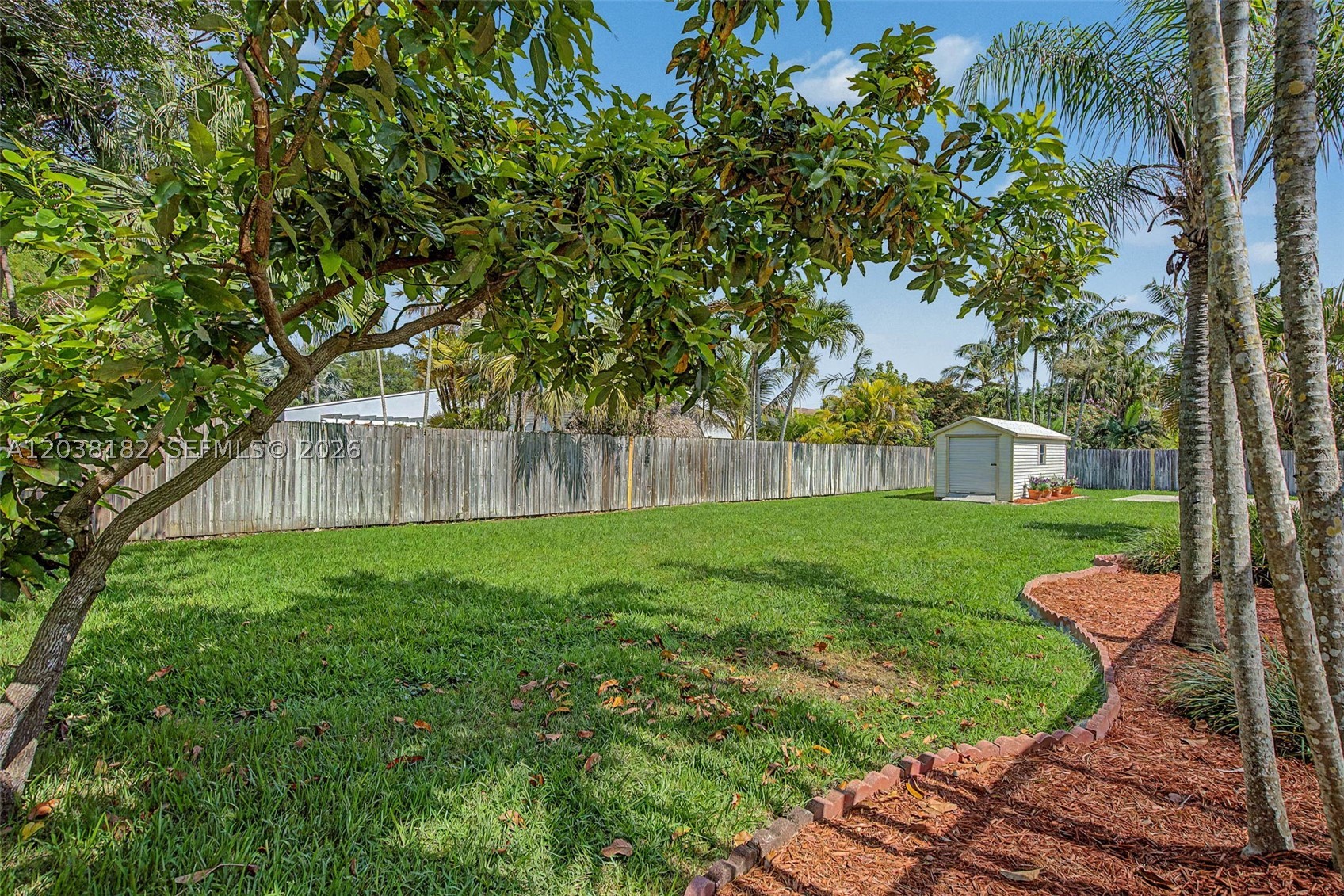 16842 SW SW 79 Place, Palmetto Bay FL 33157