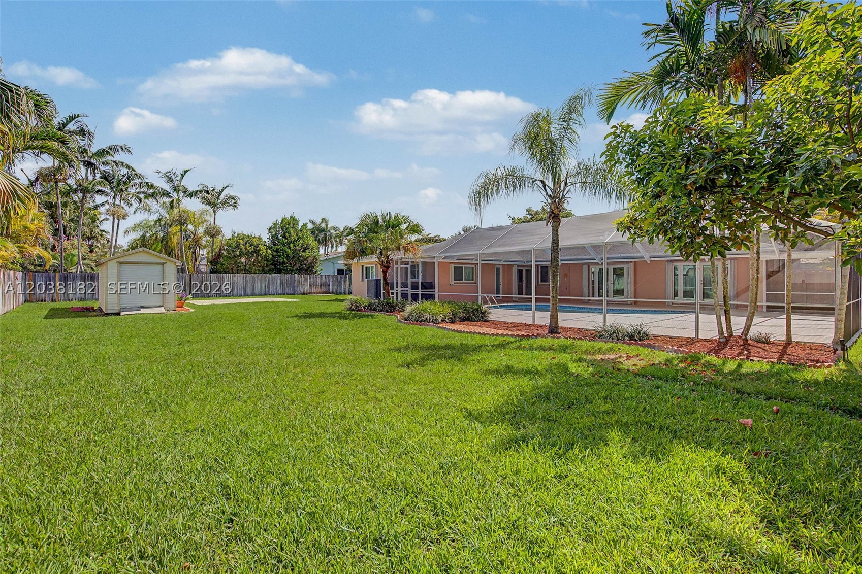 16842 SW SW 79 Place, Palmetto Bay FL 33157