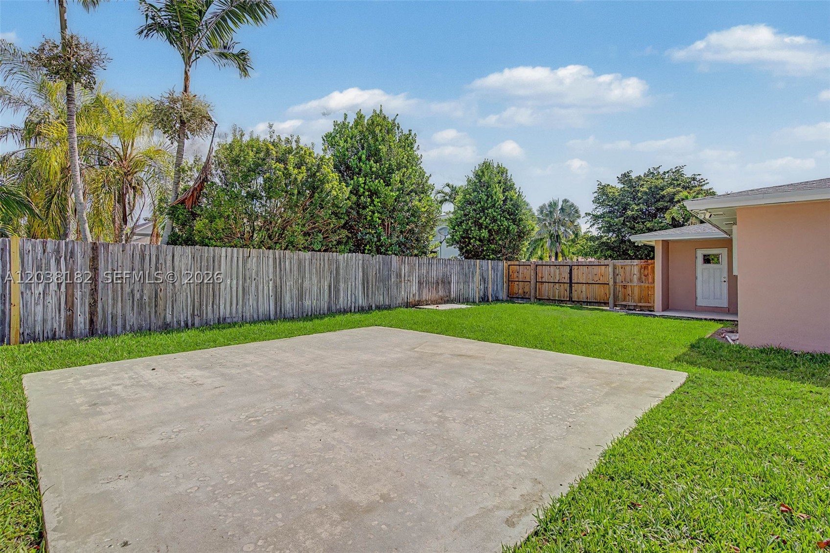 16842 SW SW 79 Place, Palmetto Bay FL 33157