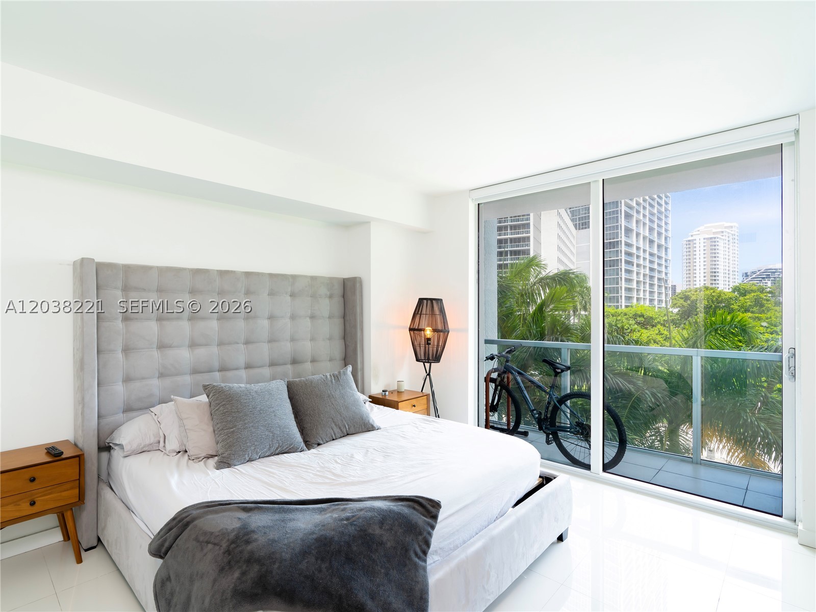 500 Brickell Ave #402, Miami FL 33131