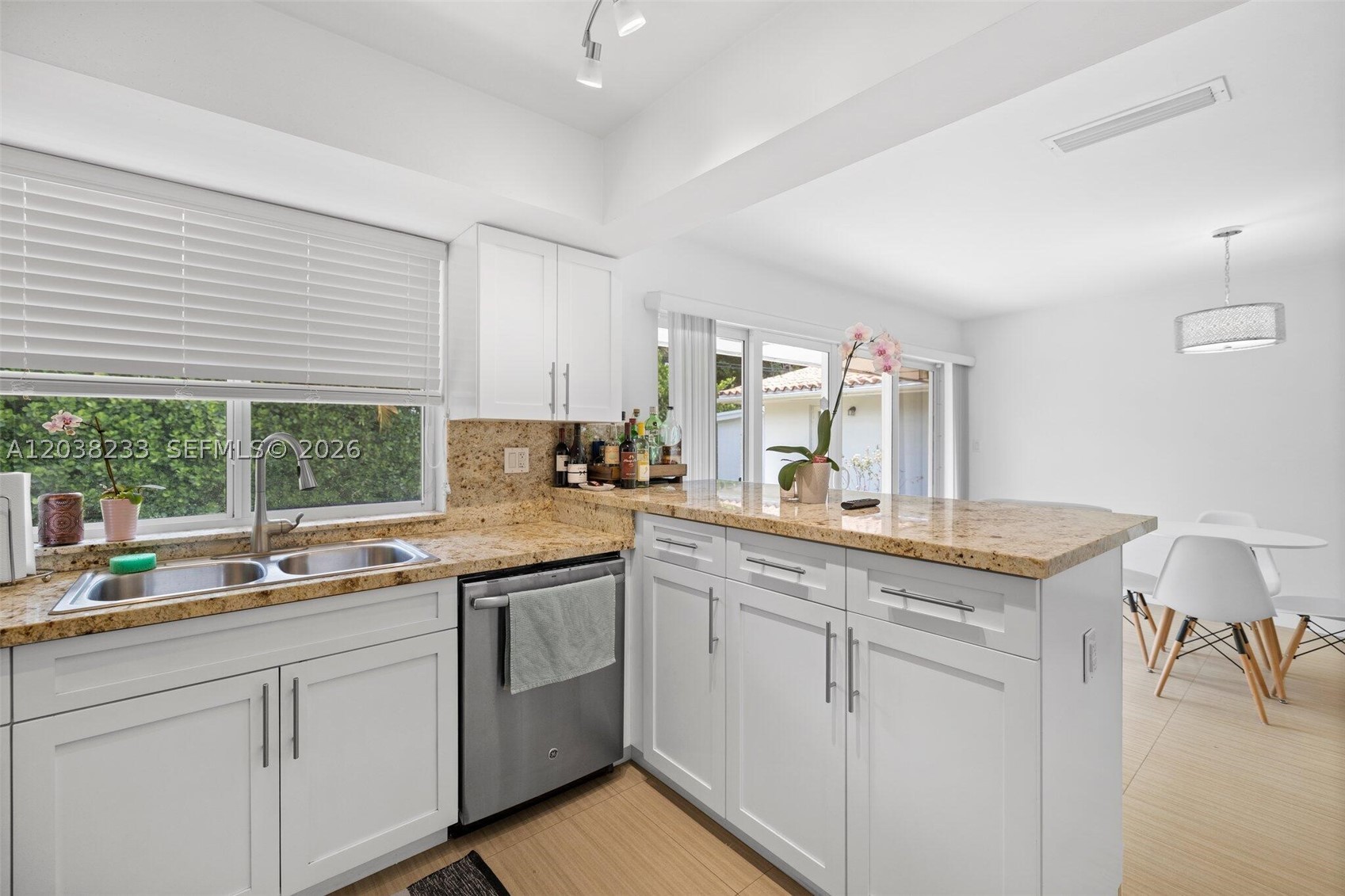811 Capri St, Coral Gables FL 33134