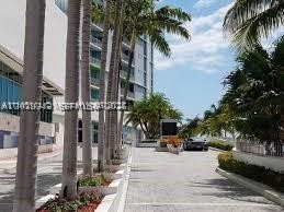 335 S Biscayne Blvd #2006, Miami FL 33131