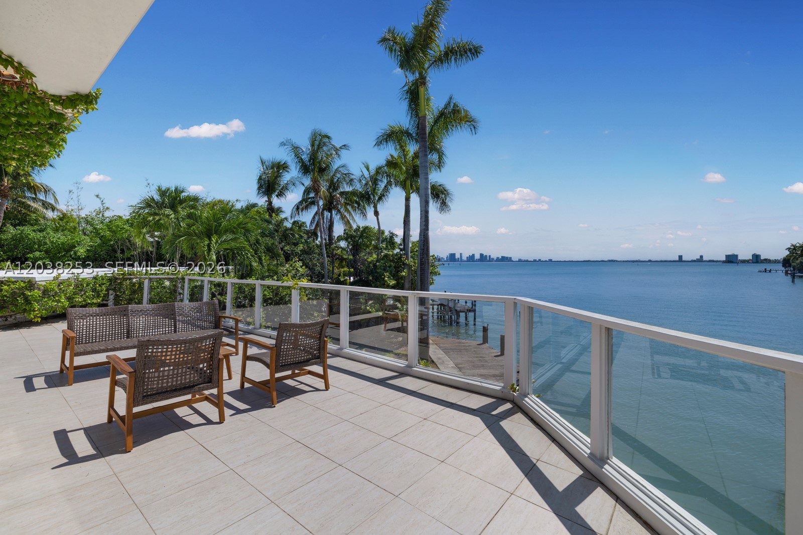6500 N Bay Rd, Miami Beach FL 33141