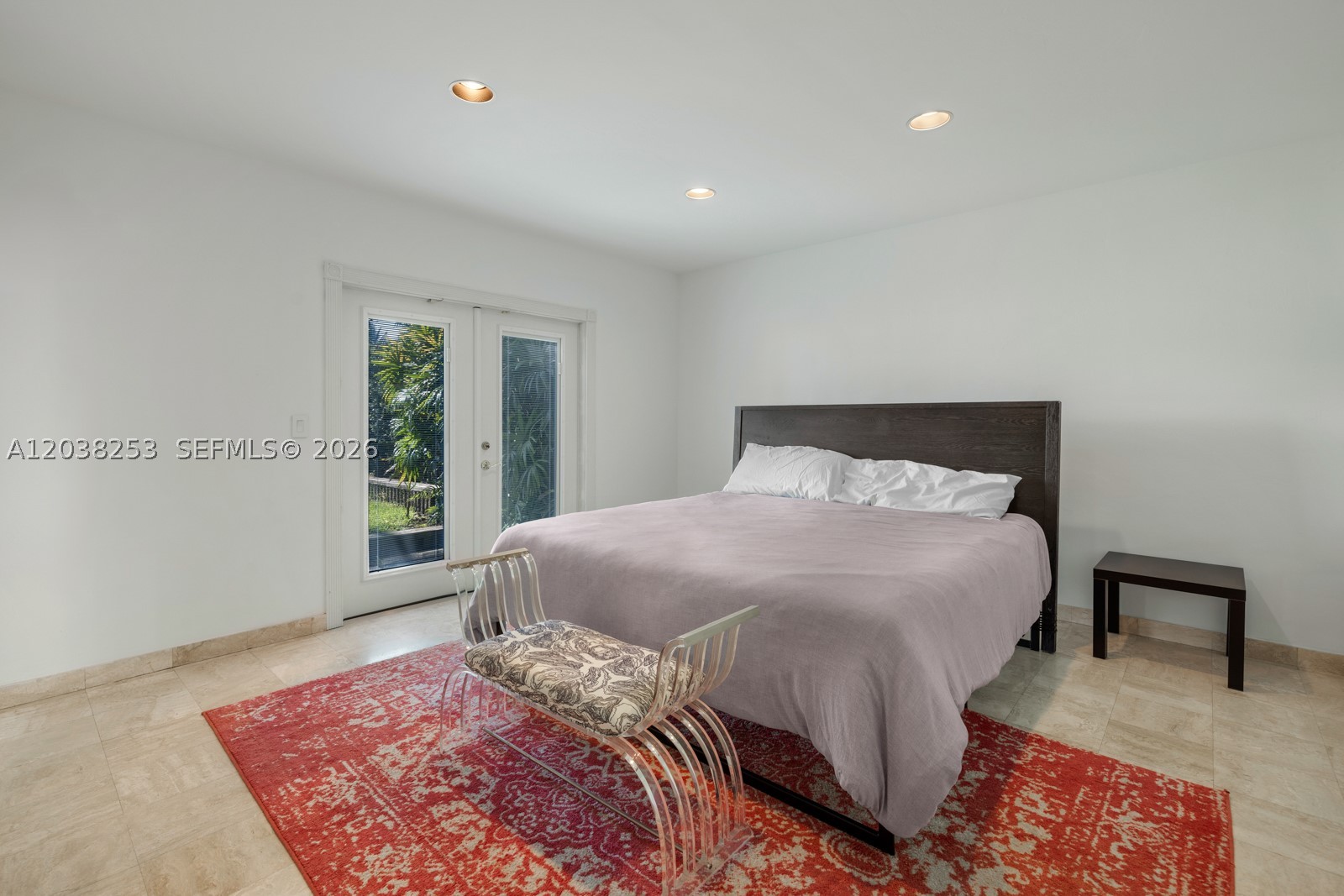 6500 N Bay Rd, Miami Beach FL 33141