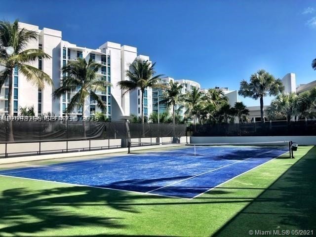 2950 NE 188th St #108, Aventura FL 33180