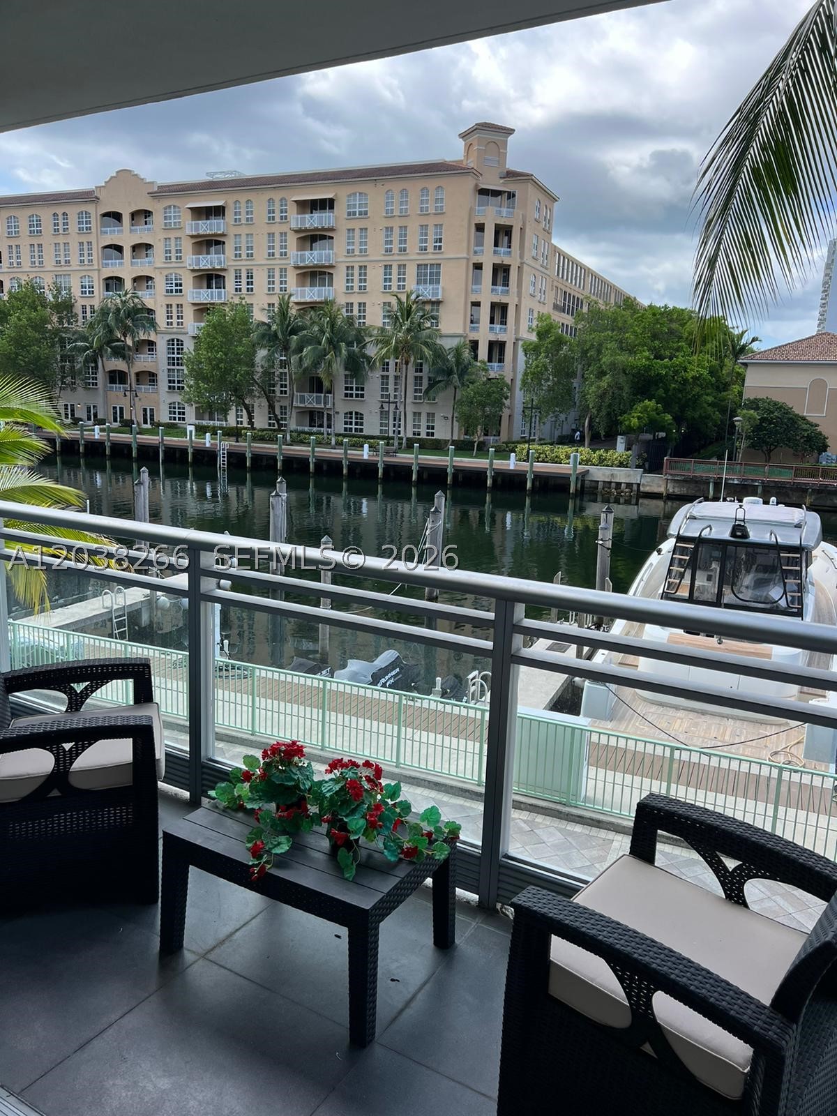 2950 NE 188th St #108, Aventura FL 33180