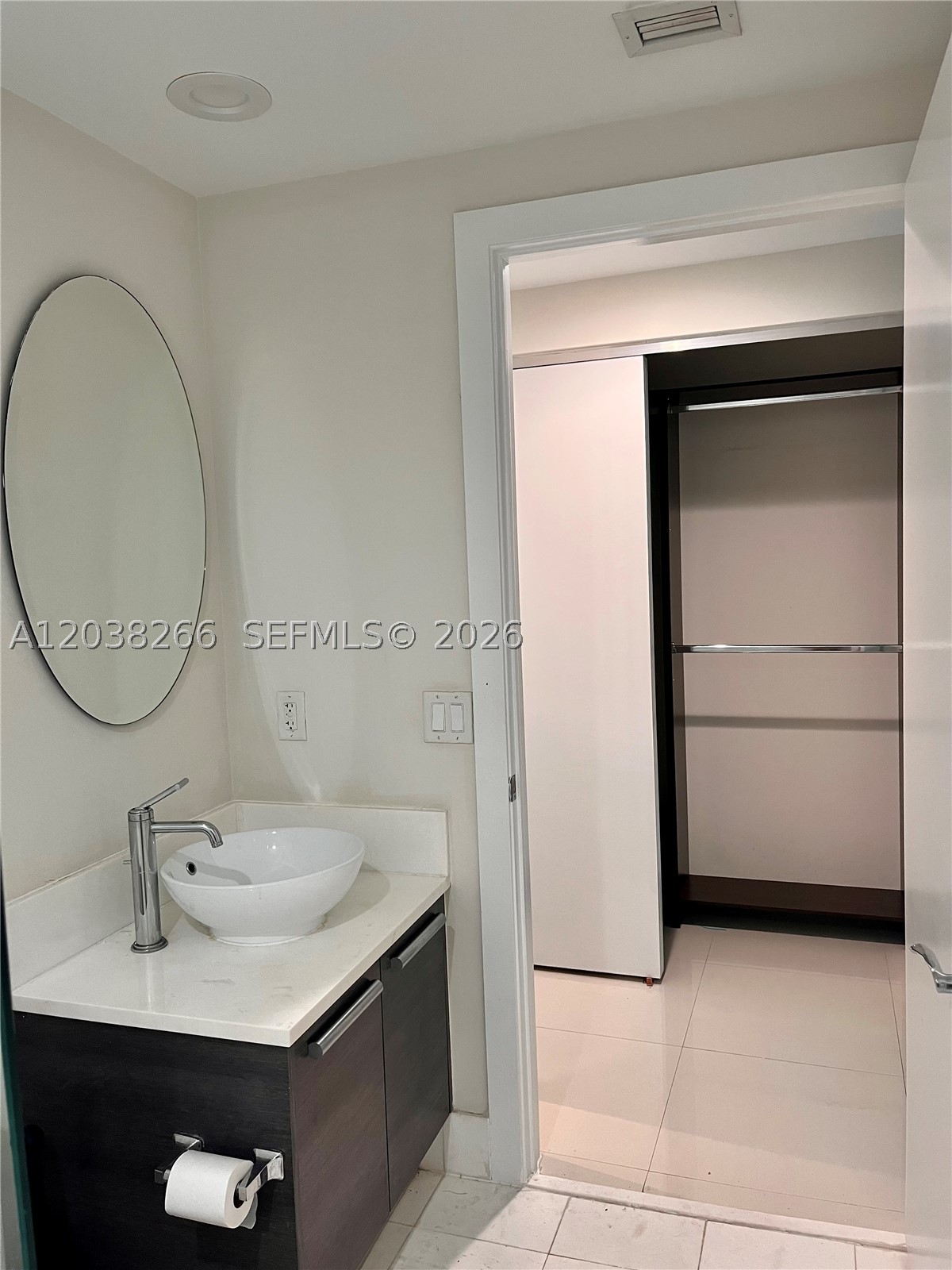 2950 NE 188th St #108, Aventura FL 33180