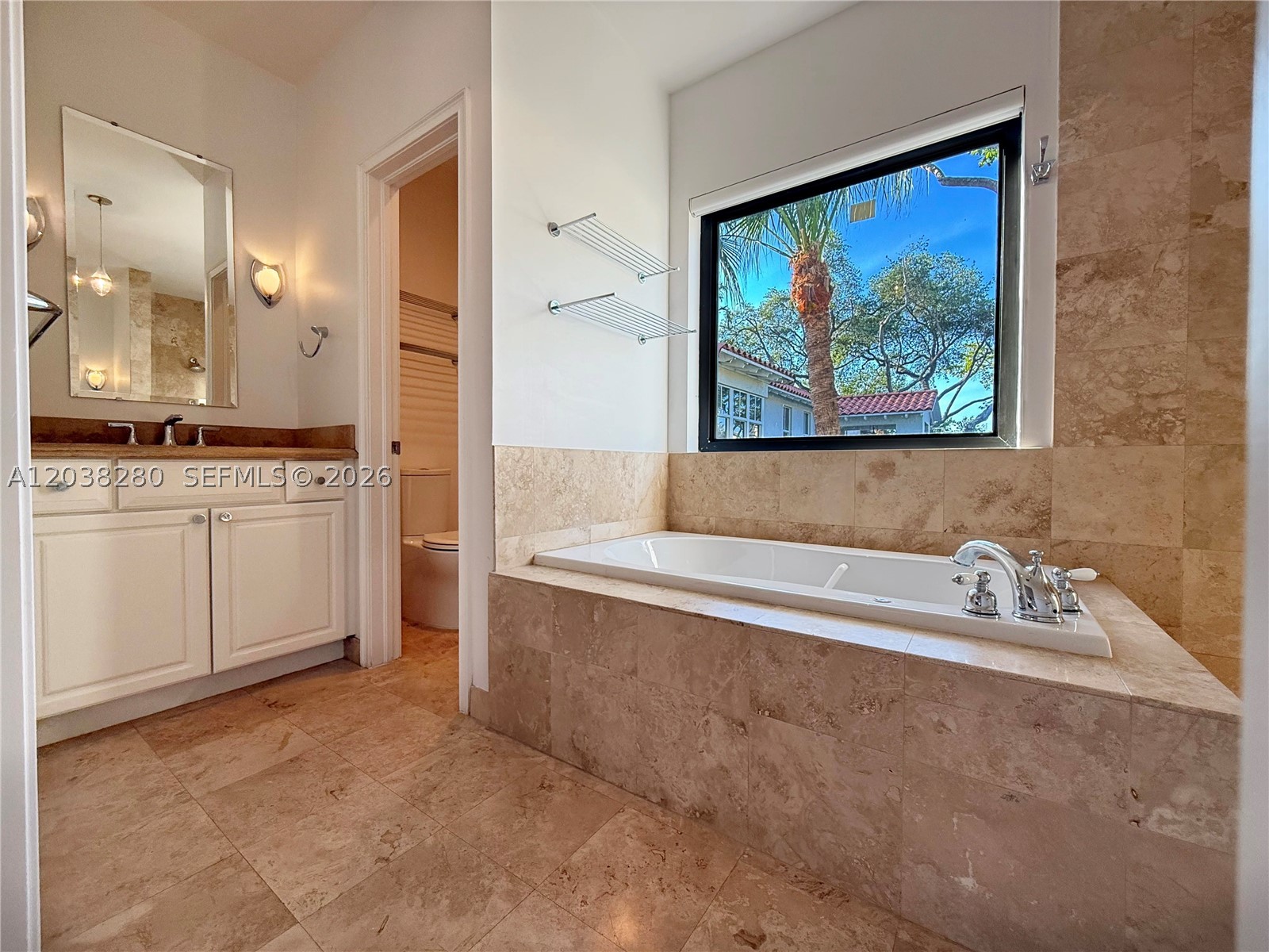 455 Amalfi Ave, Coral Gables FL 33146
