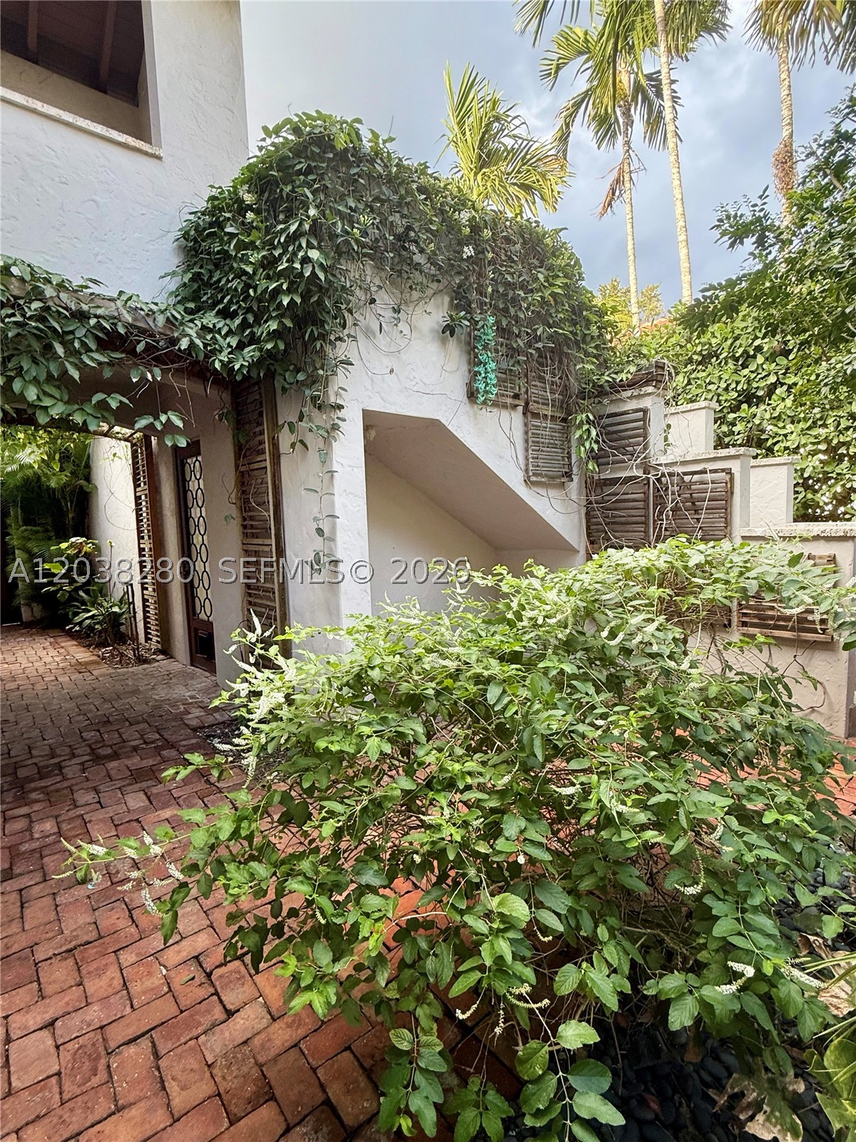 455 Amalfi Ave, Coral Gables FL 33146