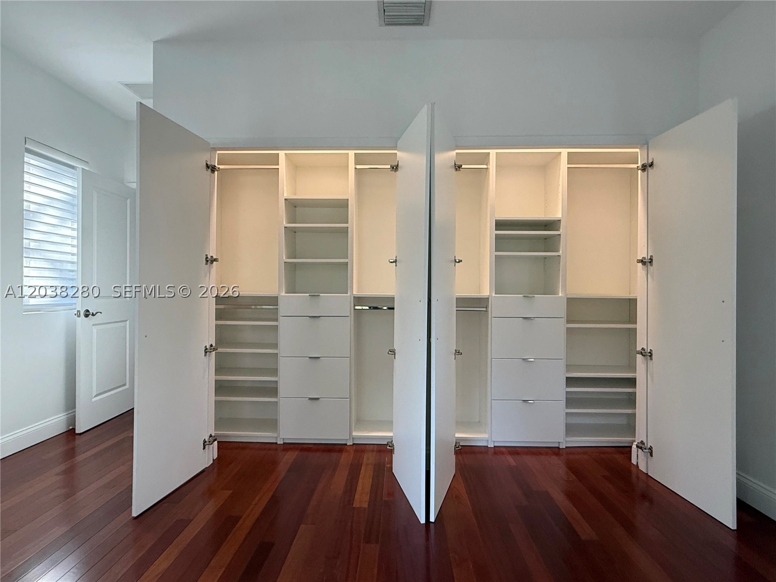 455 Amalfi Ave, Coral Gables FL 33146