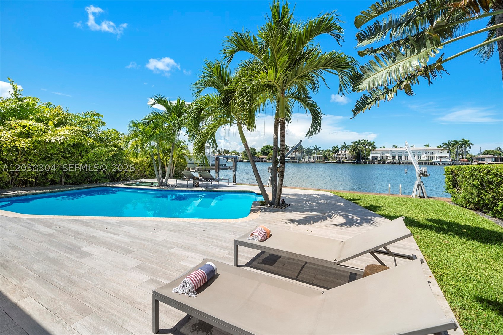 365 N Shore Dr, Miami Beach FL 33141