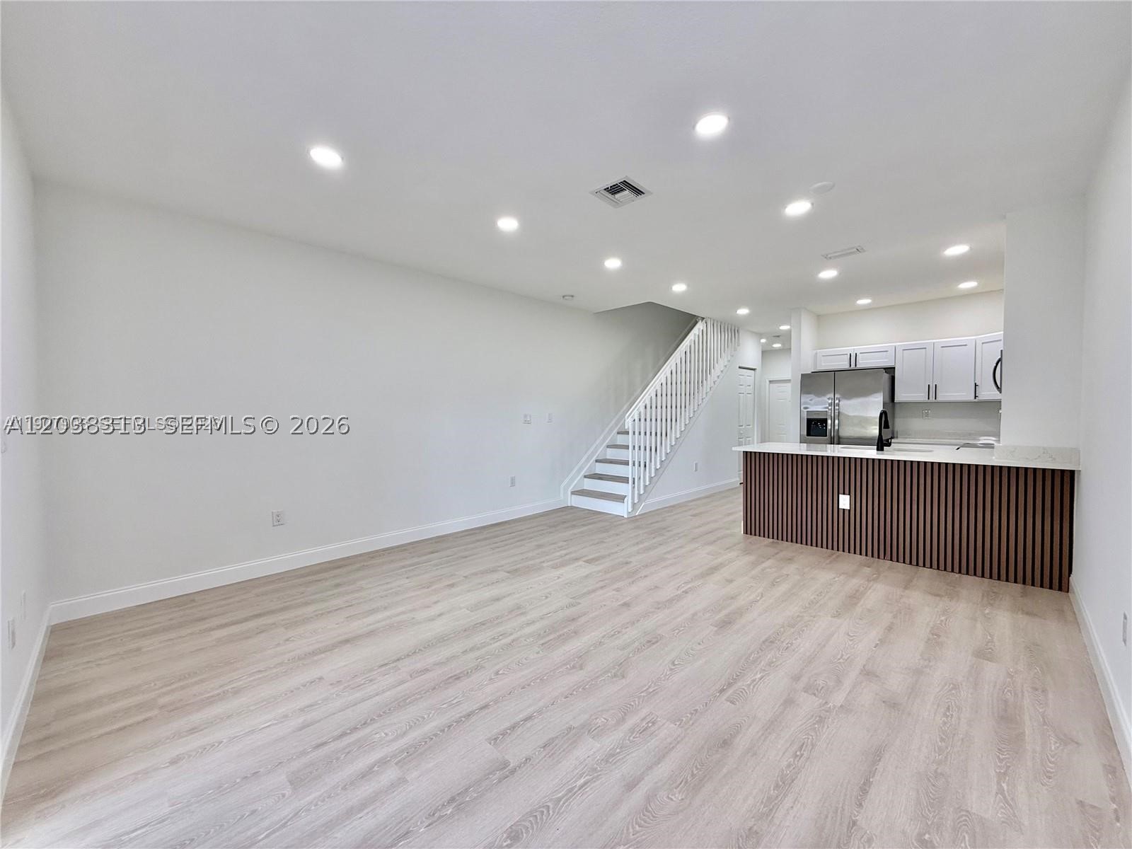 4412 Woodland Cir #4412, Tamarac FL 33319