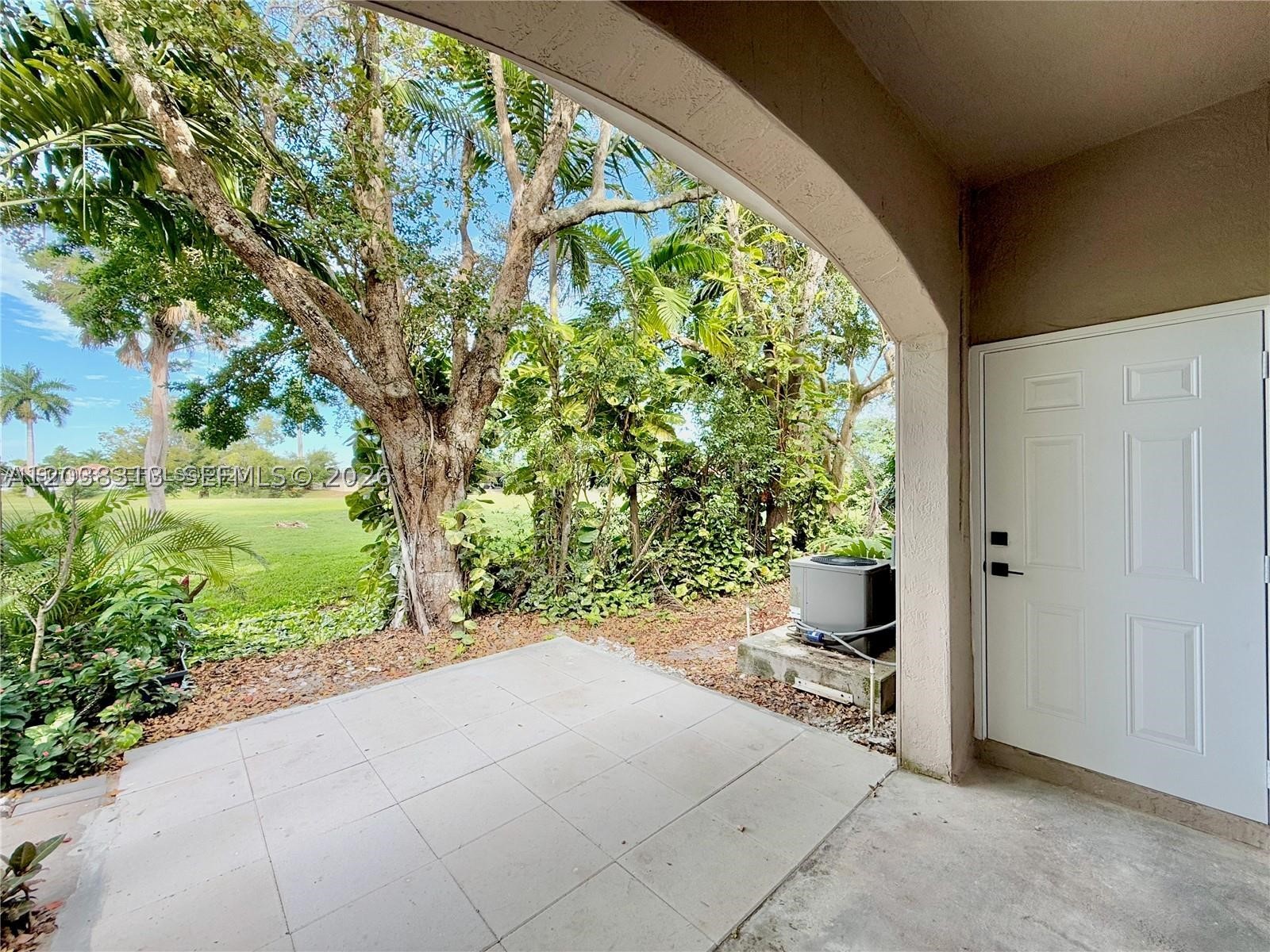 4412 Woodland Cir #4412, Tamarac FL 33319