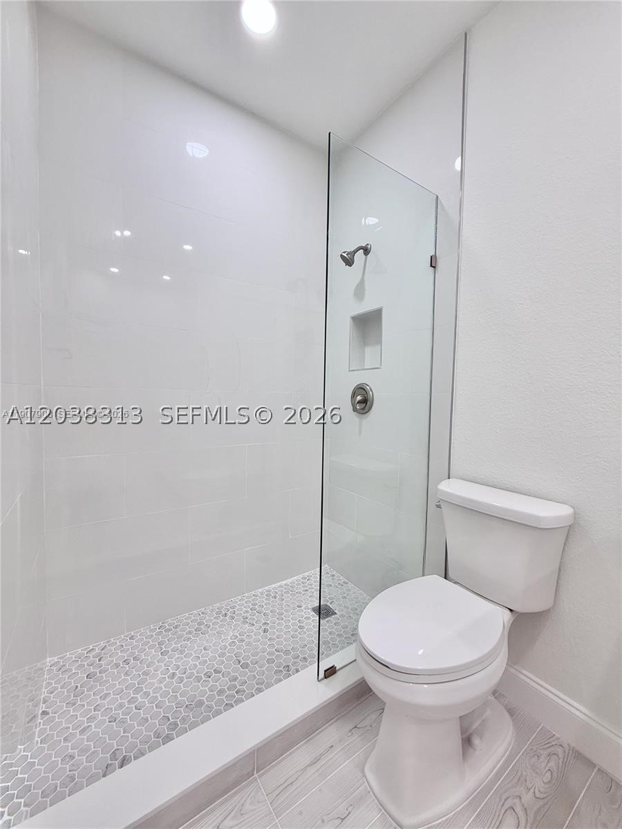 4412 Woodland Cir #4412, Tamarac FL 33319