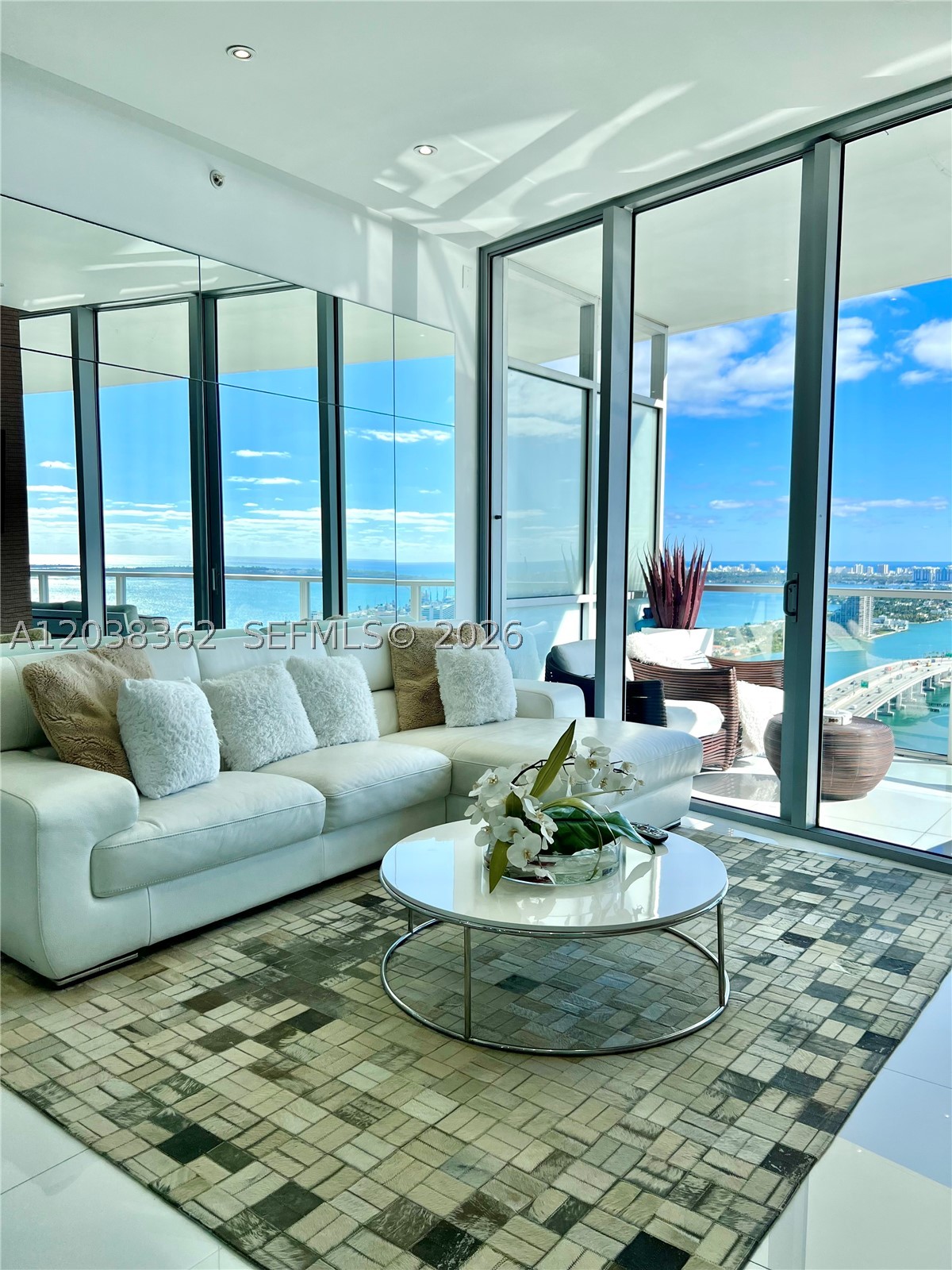 1100 Biscayne Blvd #4103, Miami FL 33132