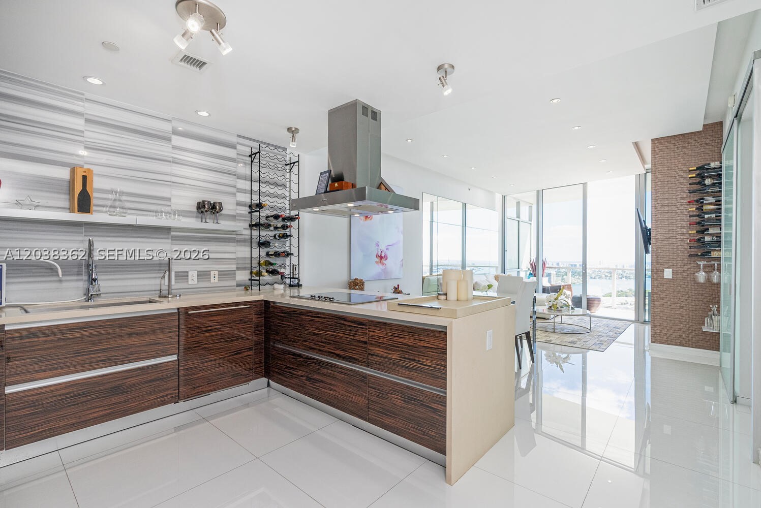 1100 Biscayne Blvd #4103, Miami FL 33132