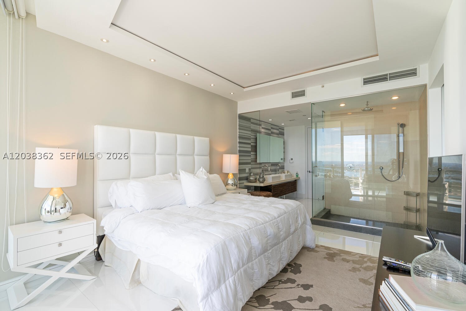1100 Biscayne Blvd #4103, Miami FL 33132