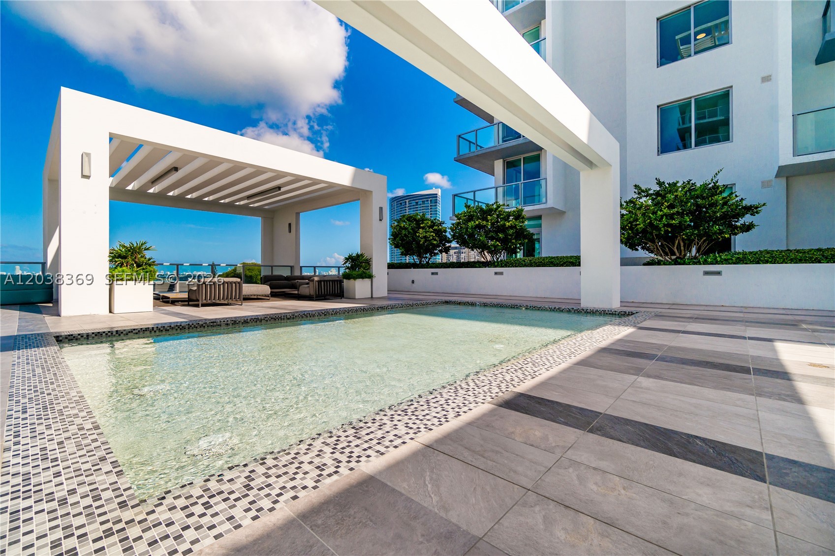 3900 Biscayne Blvd #S-418, Miami FL 33137